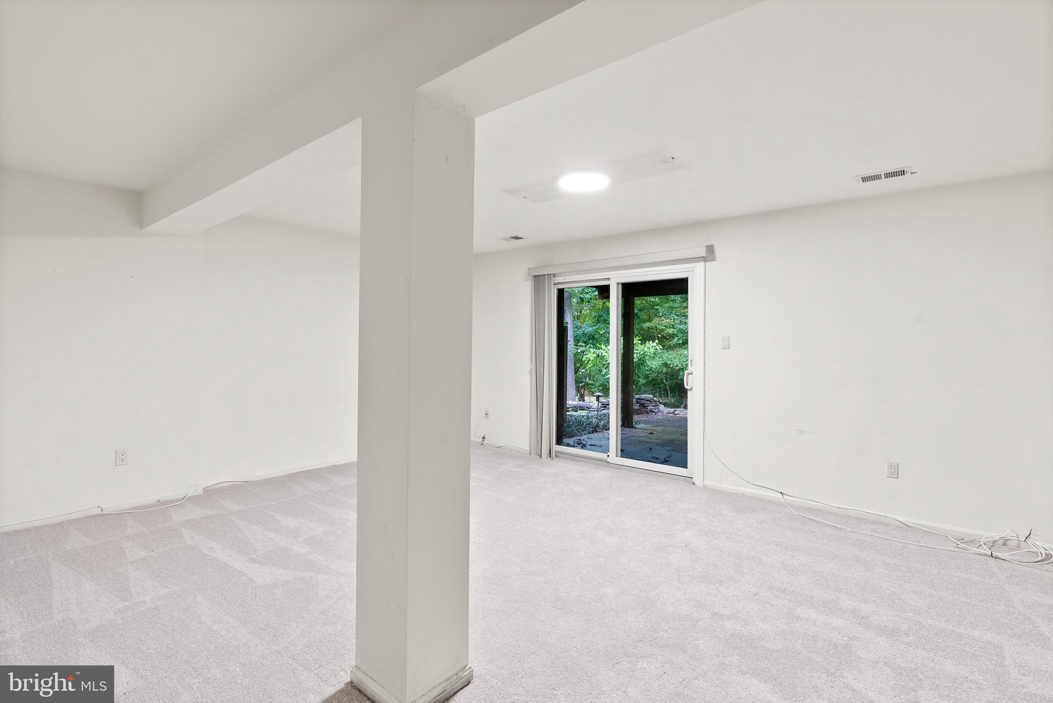 VILLAGE OF HICKORY RIDGE - Residential