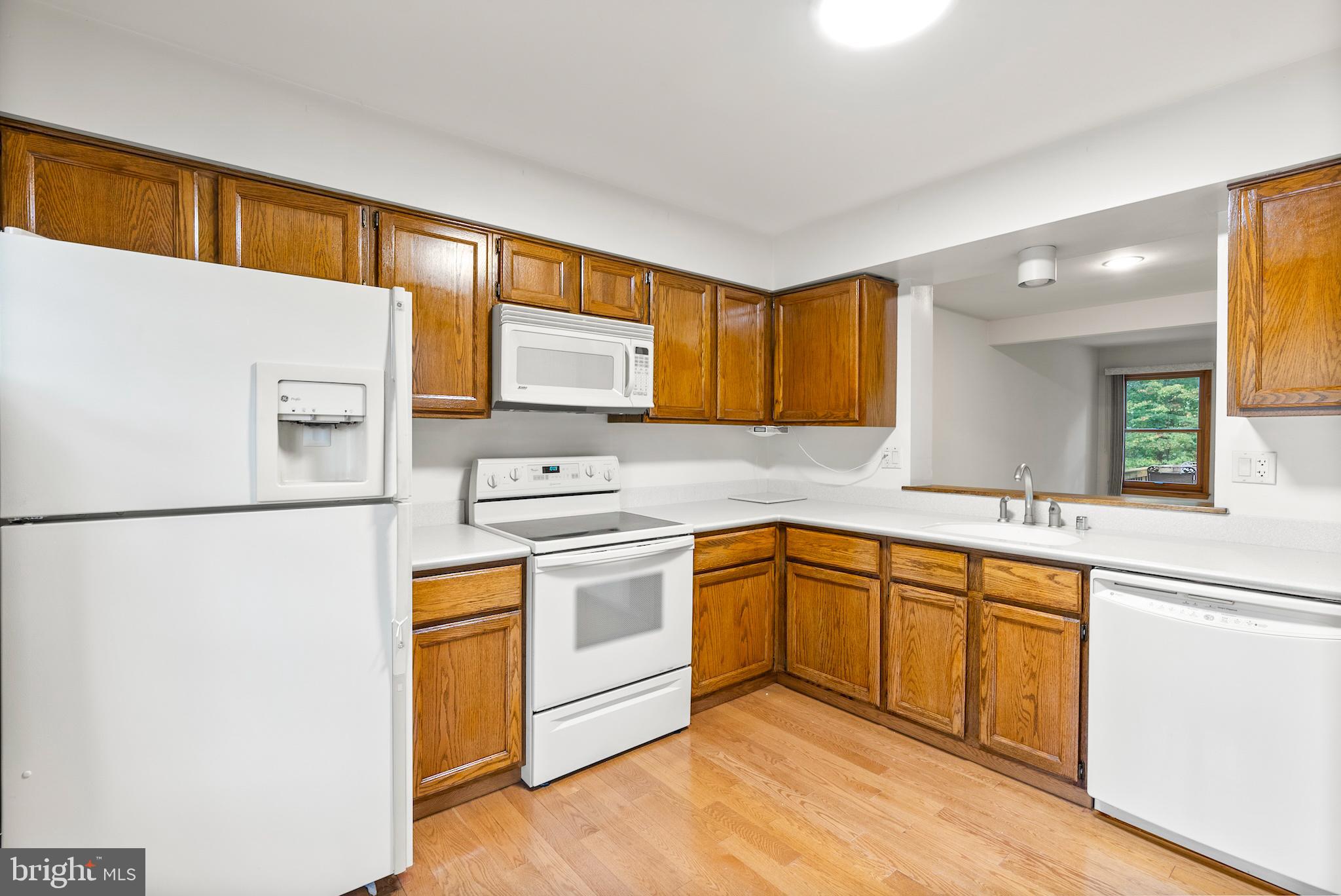 VILLAGE OF HICKORY RIDGE - Residential