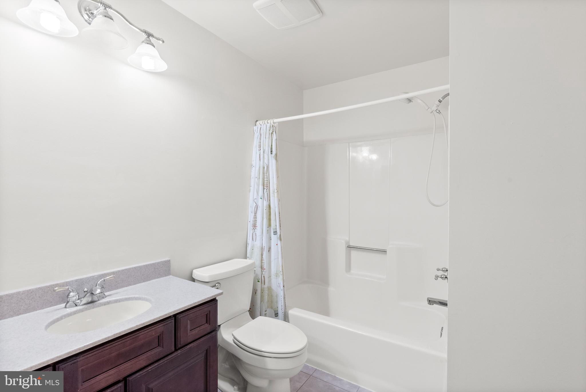 VILLAGE OF HICKORY RIDGE - Residential