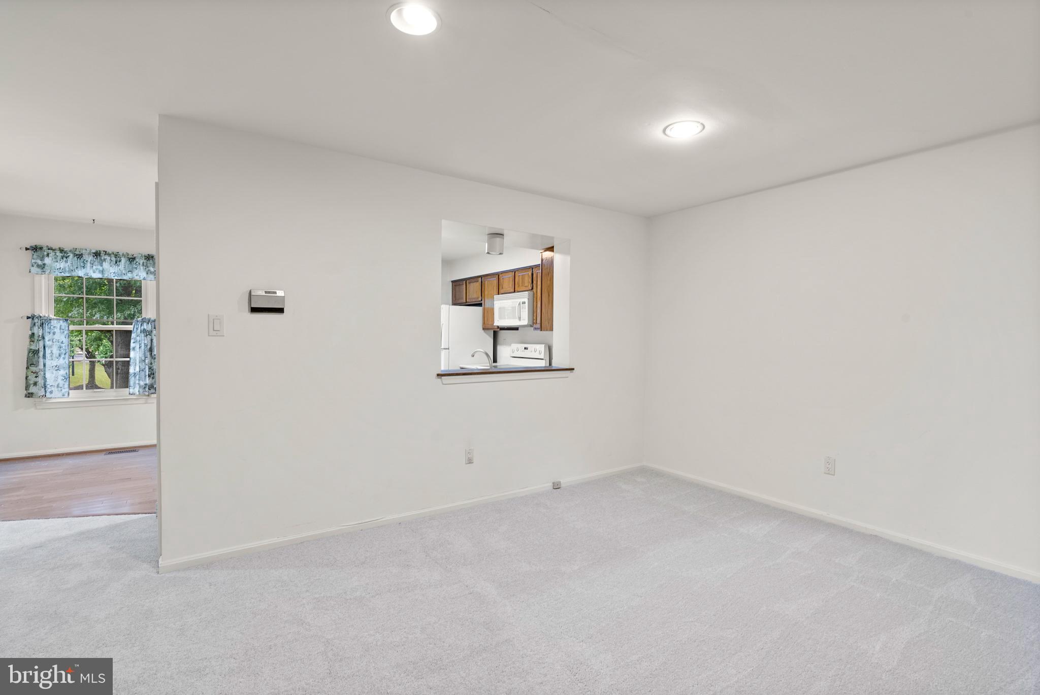 VILLAGE OF HICKORY RIDGE - Residential