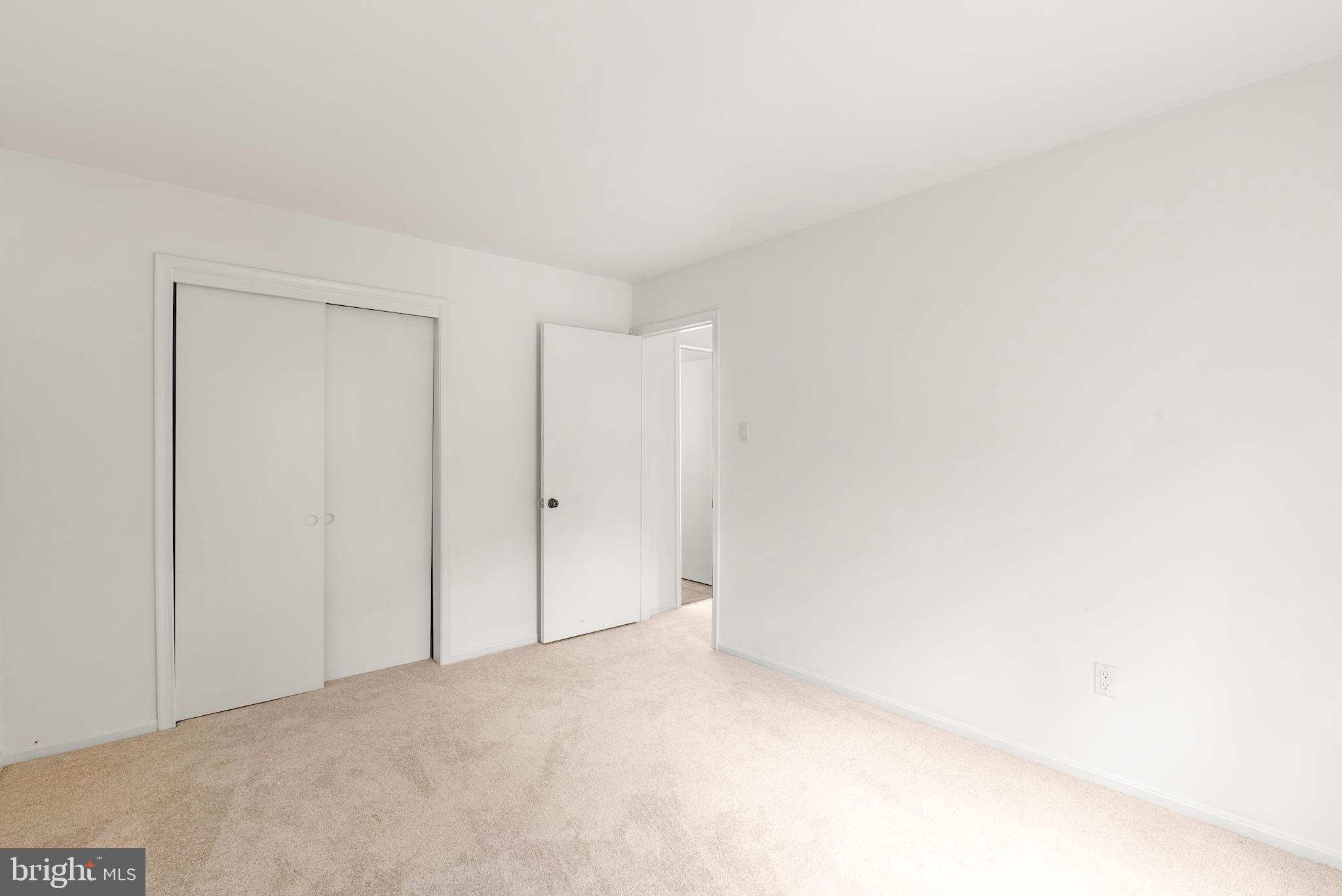 VILLAGE OF HICKORY RIDGE - Residential