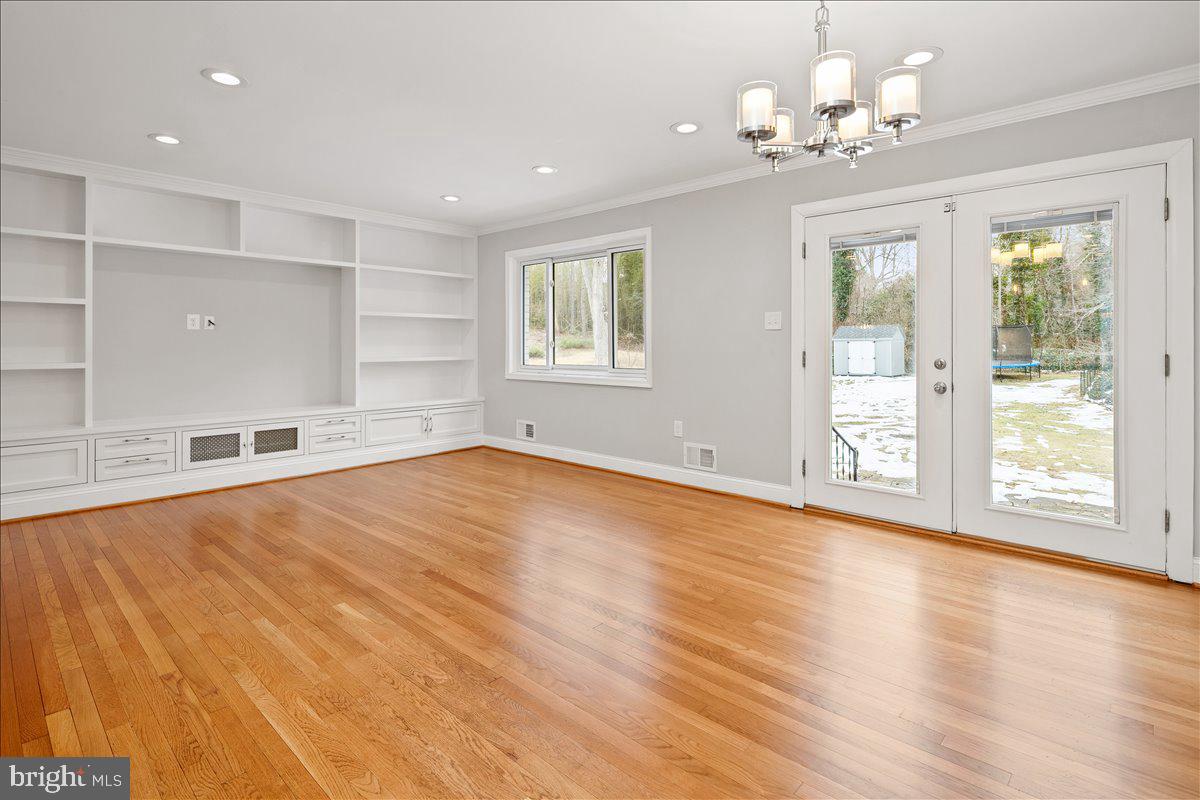 SEDGEWICK FOREST - Residential