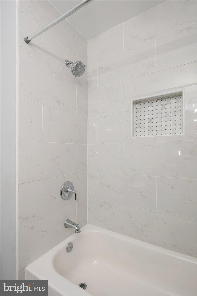 SEDGEWICK FOREST - Residential