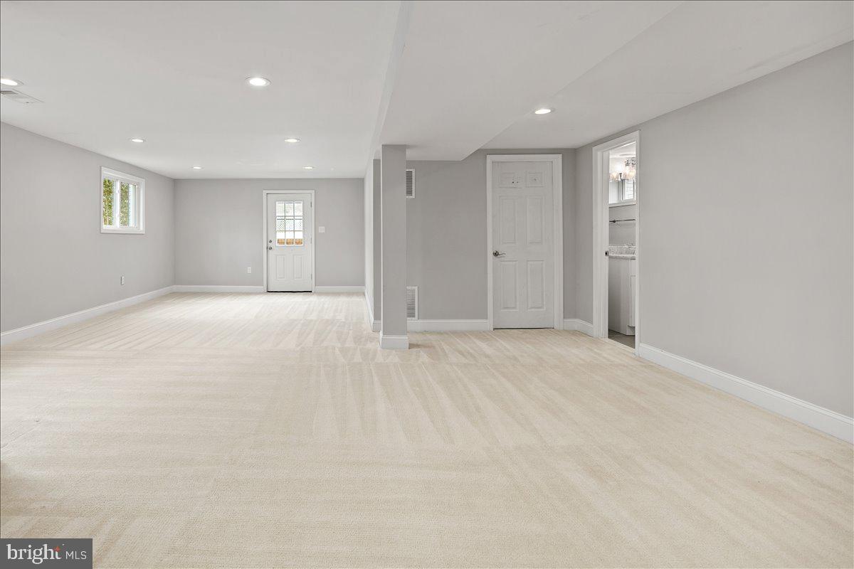 SEDGEWICK FOREST - Residential