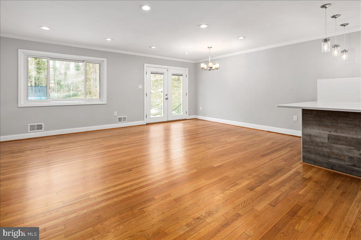 SEDGEWICK FOREST - Residential