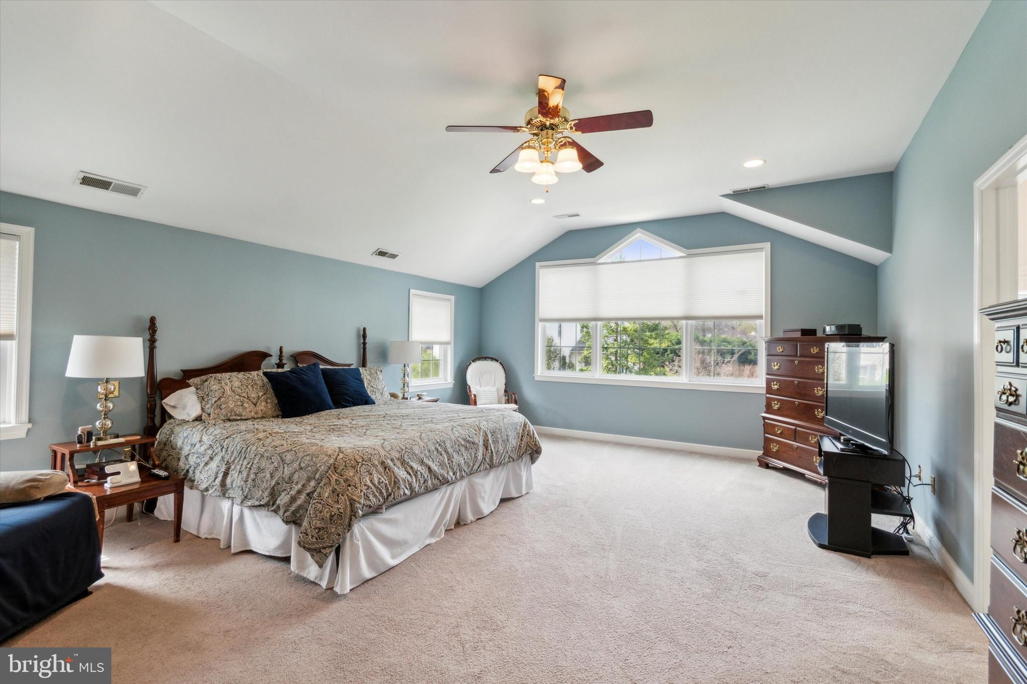 DEEPDALE - Residential