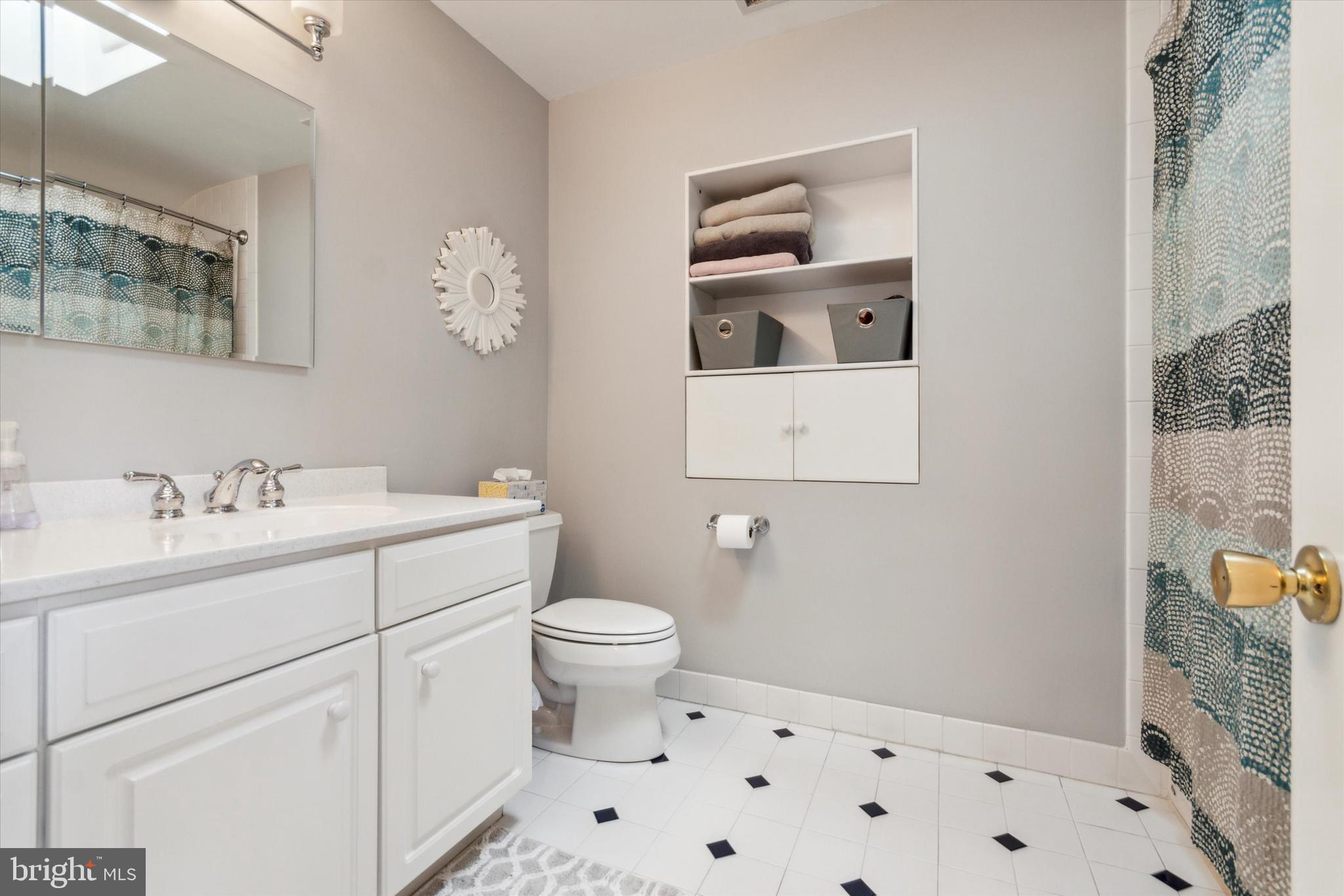 DEEPDALE - Residential