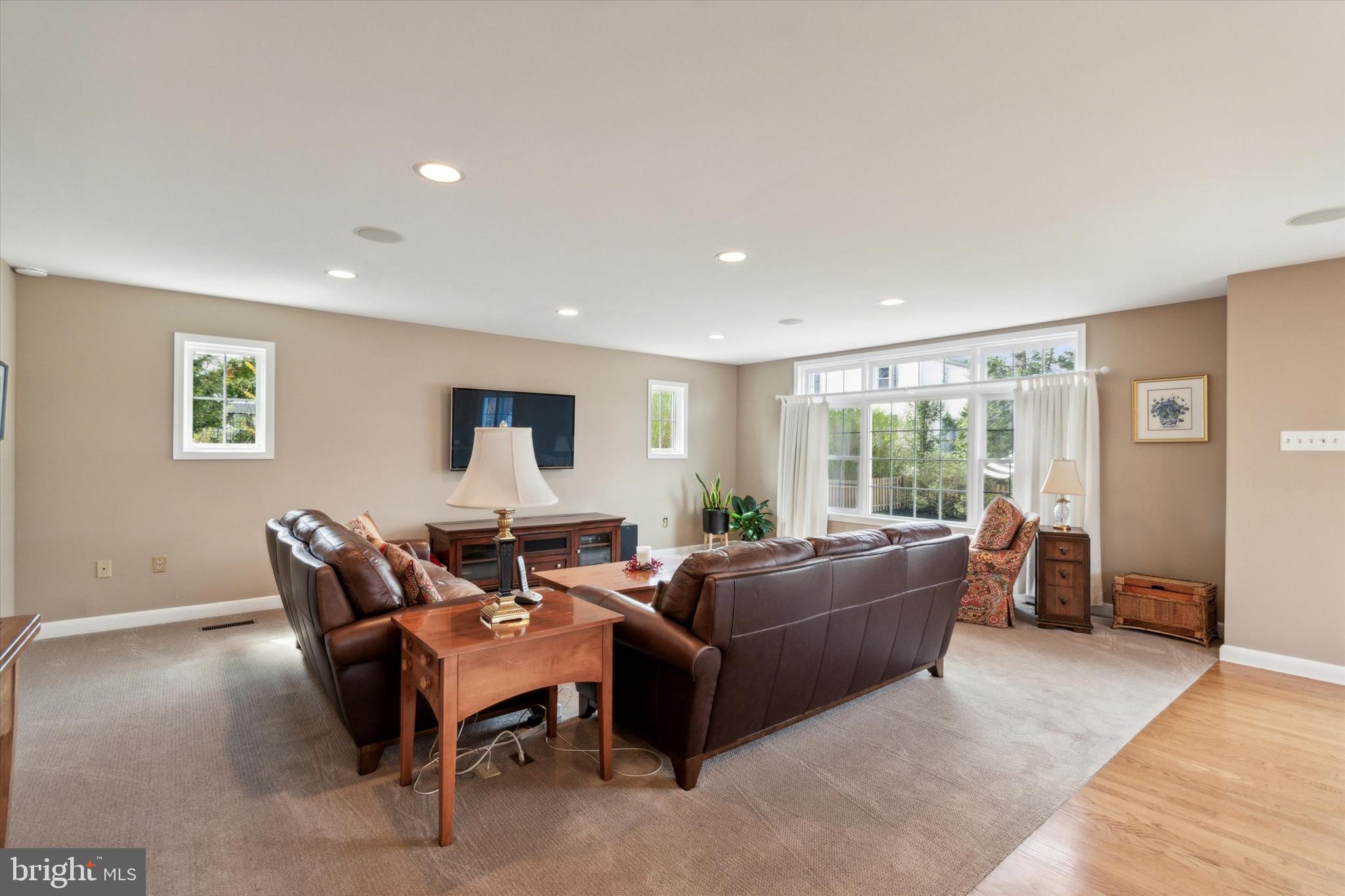 DEEPDALE - Residential