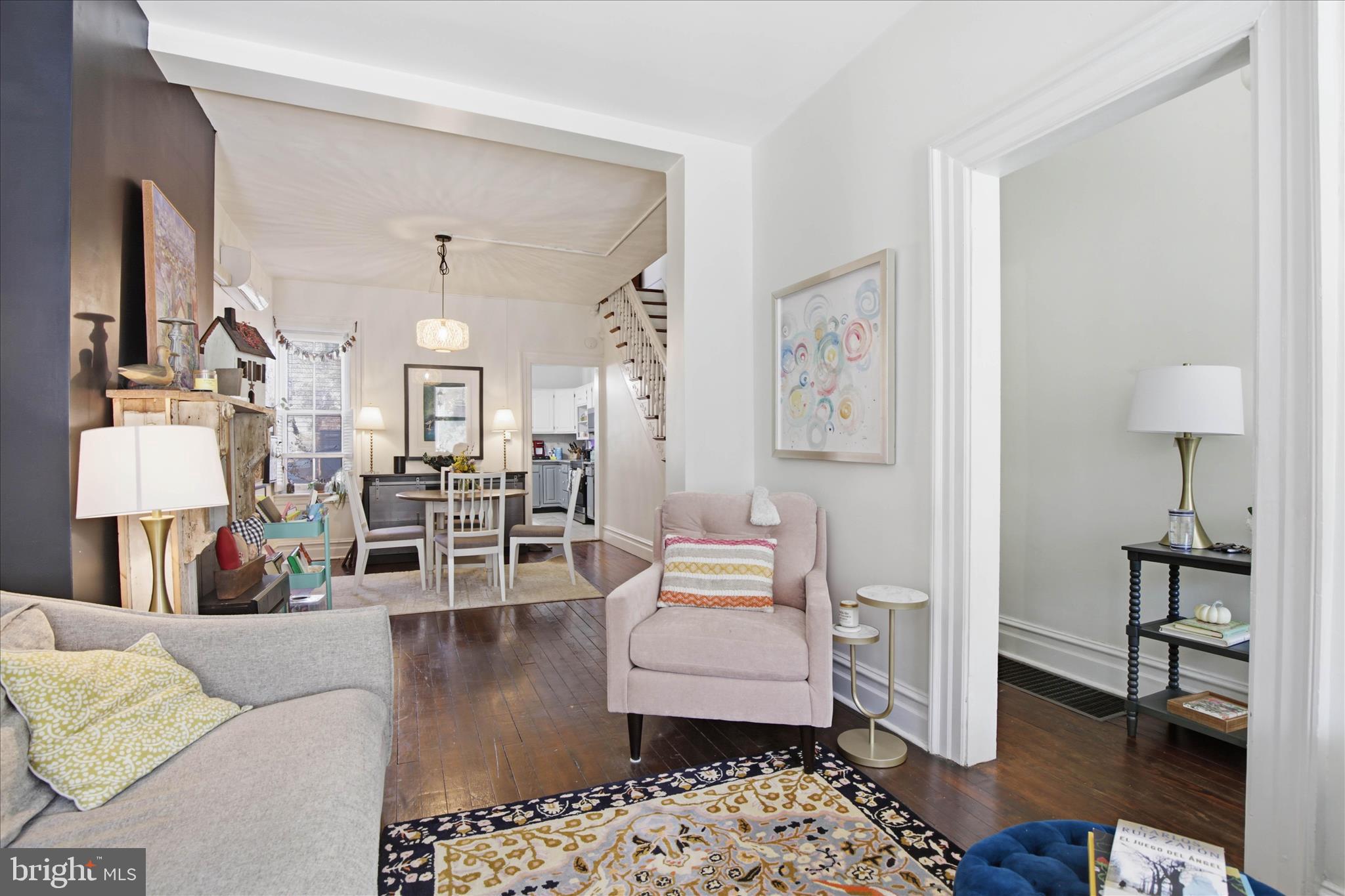 231 N MULBERRY STREET