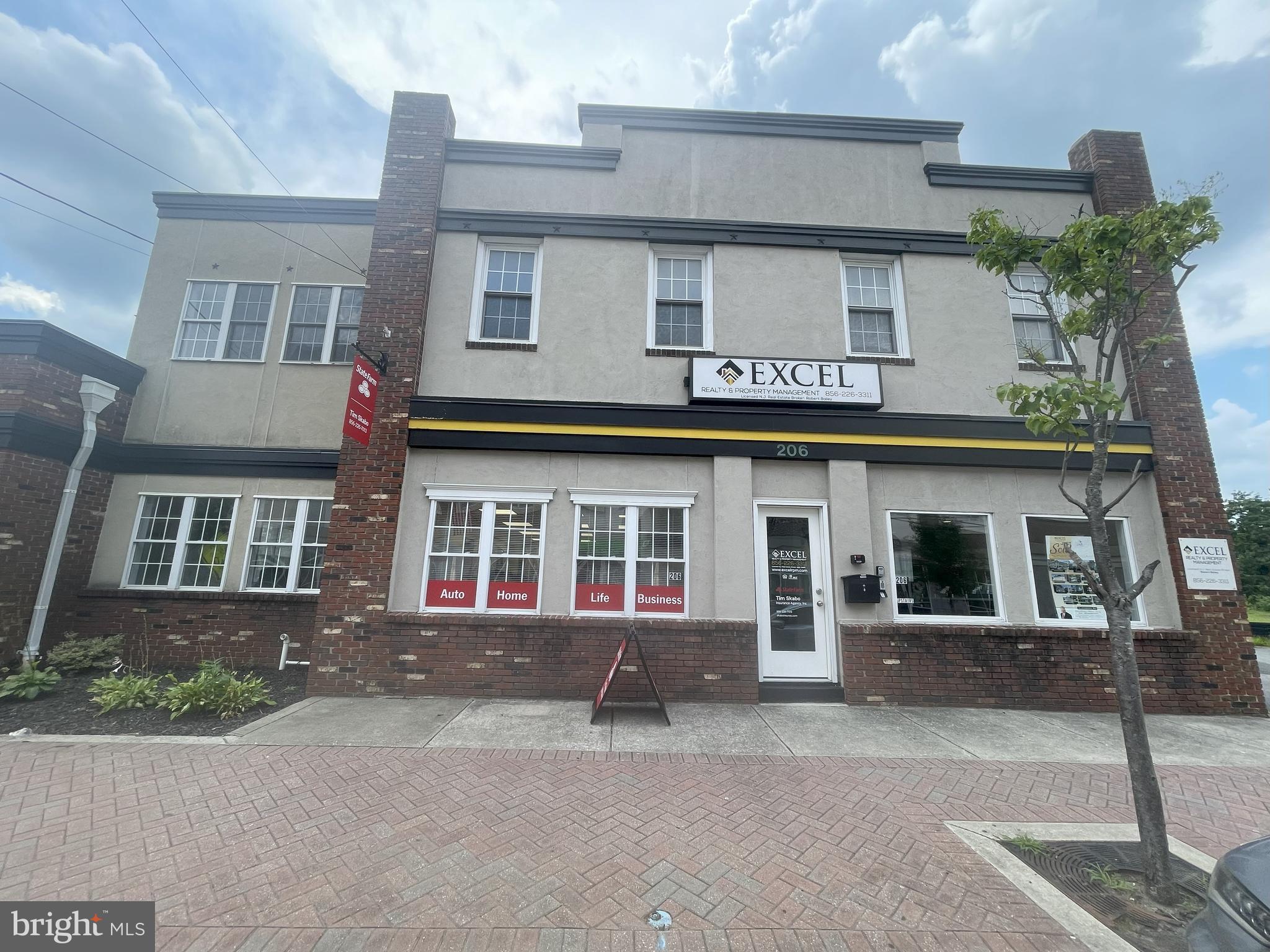 200 W HIGH STREET 206 2ND FLOOR