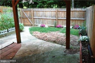 WESTBURY OAKS - Residential Lease