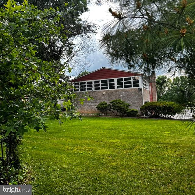 930 WESTMINSTER AVENUE