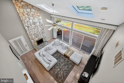 30 ALPINE COURT VOORHEES NJ 08043