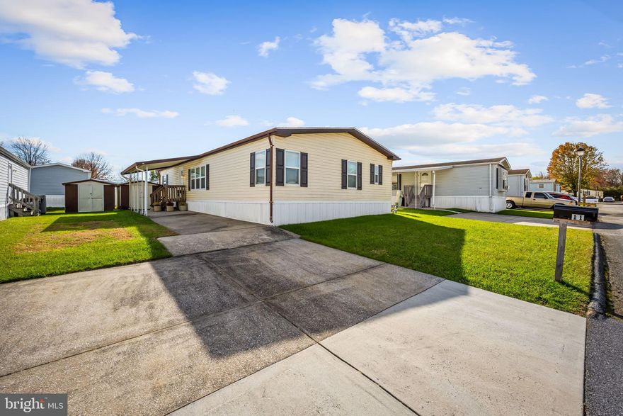 This spacious open floor plan, 3-bedroom, 2-bath modular home has been completely refreshed within the past 15 months and is move-in ready. Recent upgrades include: All new flooring: laminate throughout main areas + new carpet in bedrooms. Fully updated bathrooms: new fixtures, tubs, sinks, and toilets. Renovated kitchen: new cabinets and countertops. Fresh paint on all interior walls. New doors throughout the home. New sliding glass door and window blinds. Updated lighting & comfort: new ceiling fans installed. New deck for outdoor enjoyment
Everything has been thoughtfully updated for comfort and style.