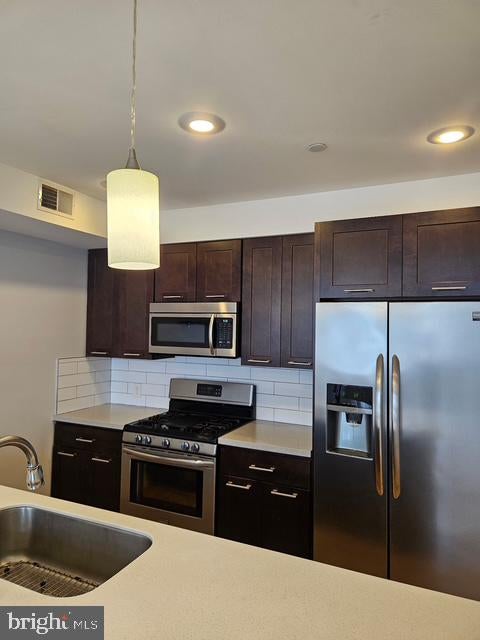 843 N 16TH STREET 3