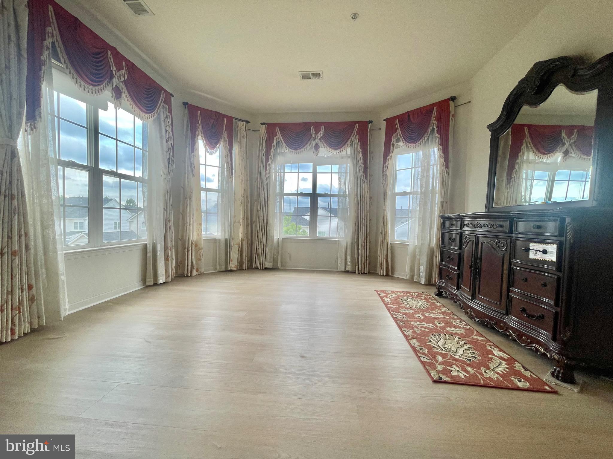 CLARKSBURG - Residential Lease