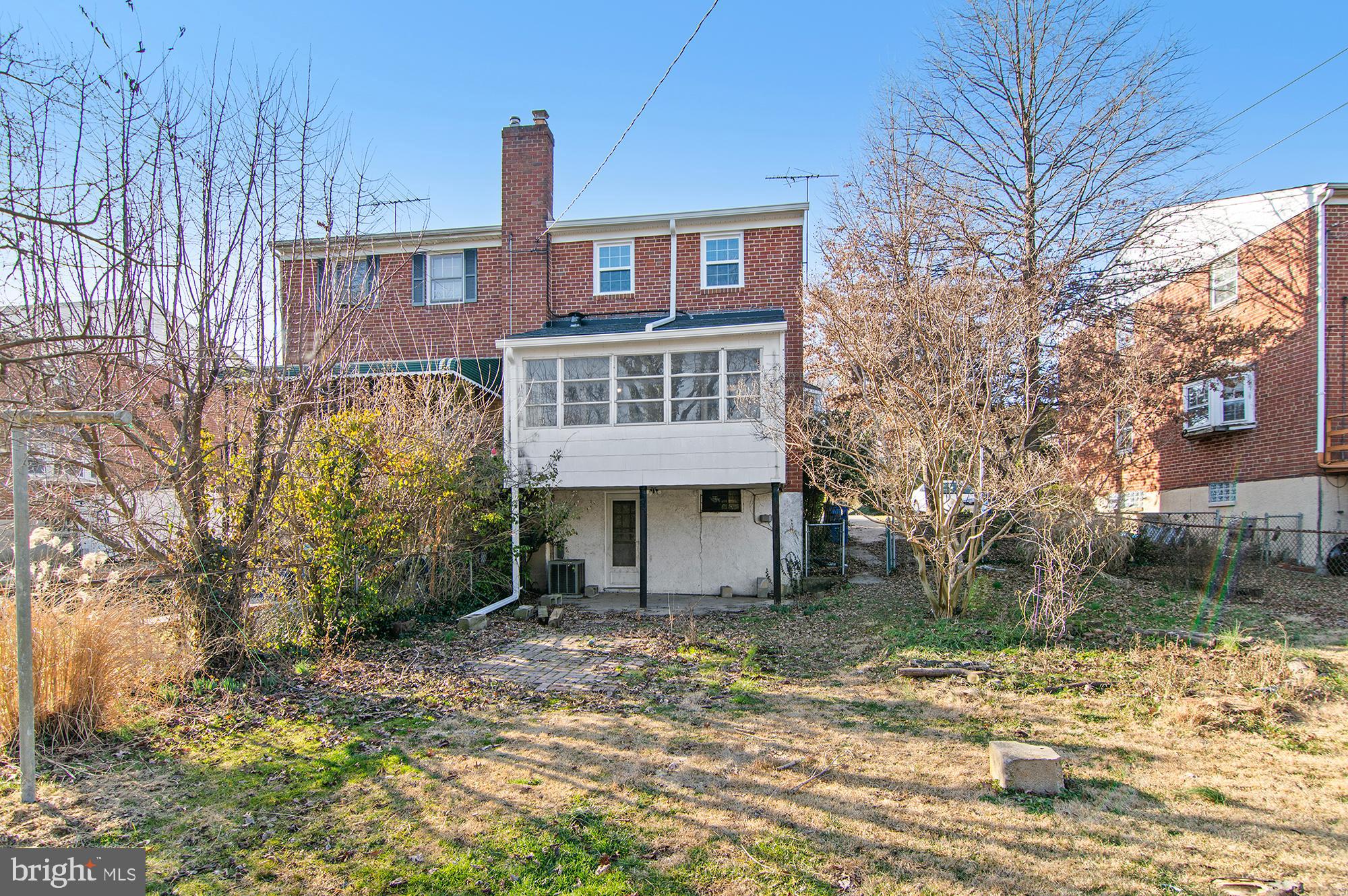 CEDARCROFT HISTORIC DISTRICT - Residential Lease