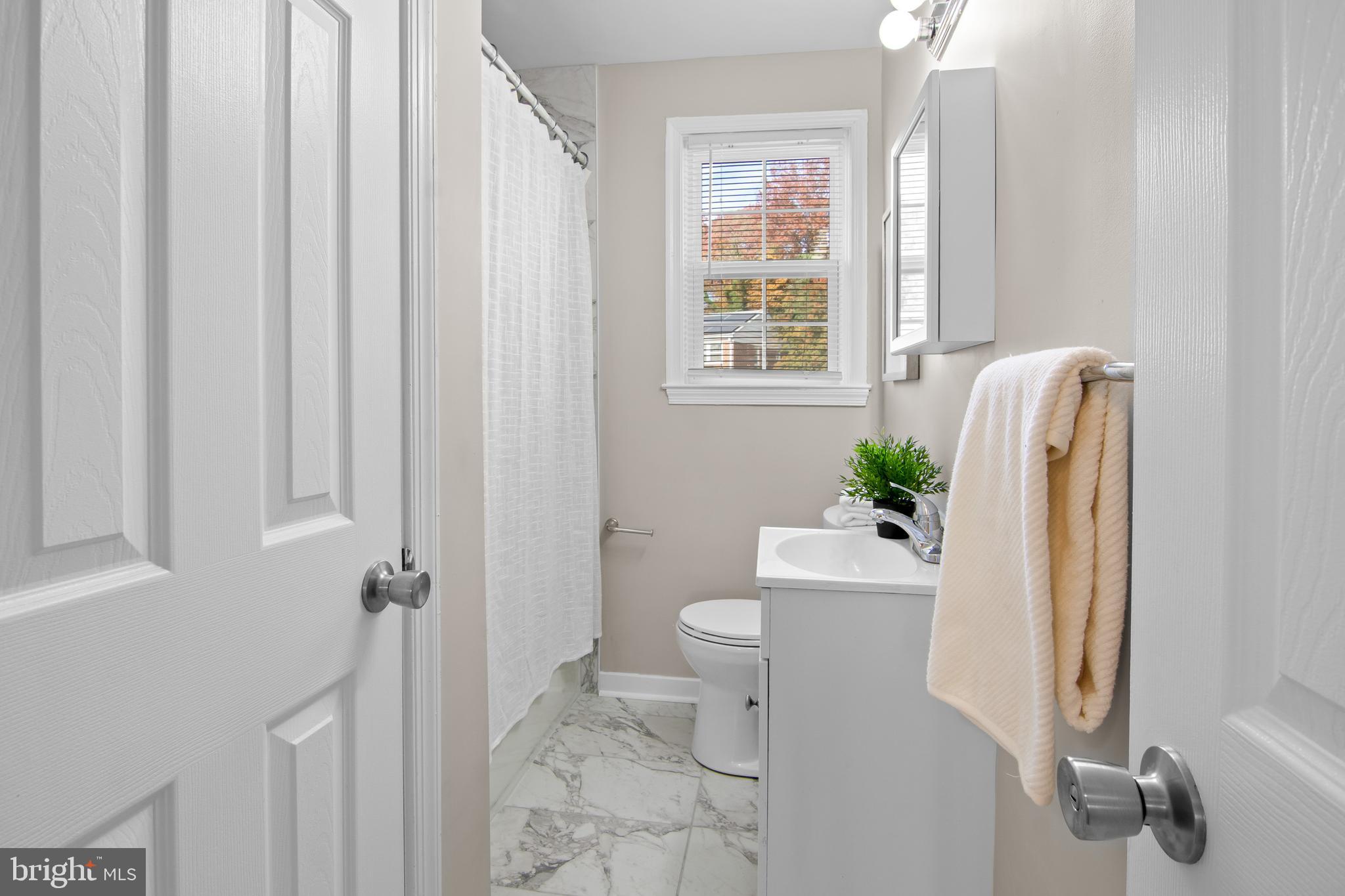 CEDARCROFT HISTORIC DISTRICT - Residential Lease