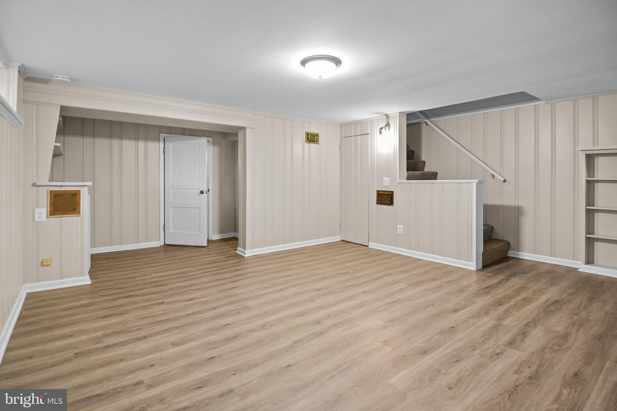 CEDARCROFT HISTORIC DISTRICT - Residential Lease