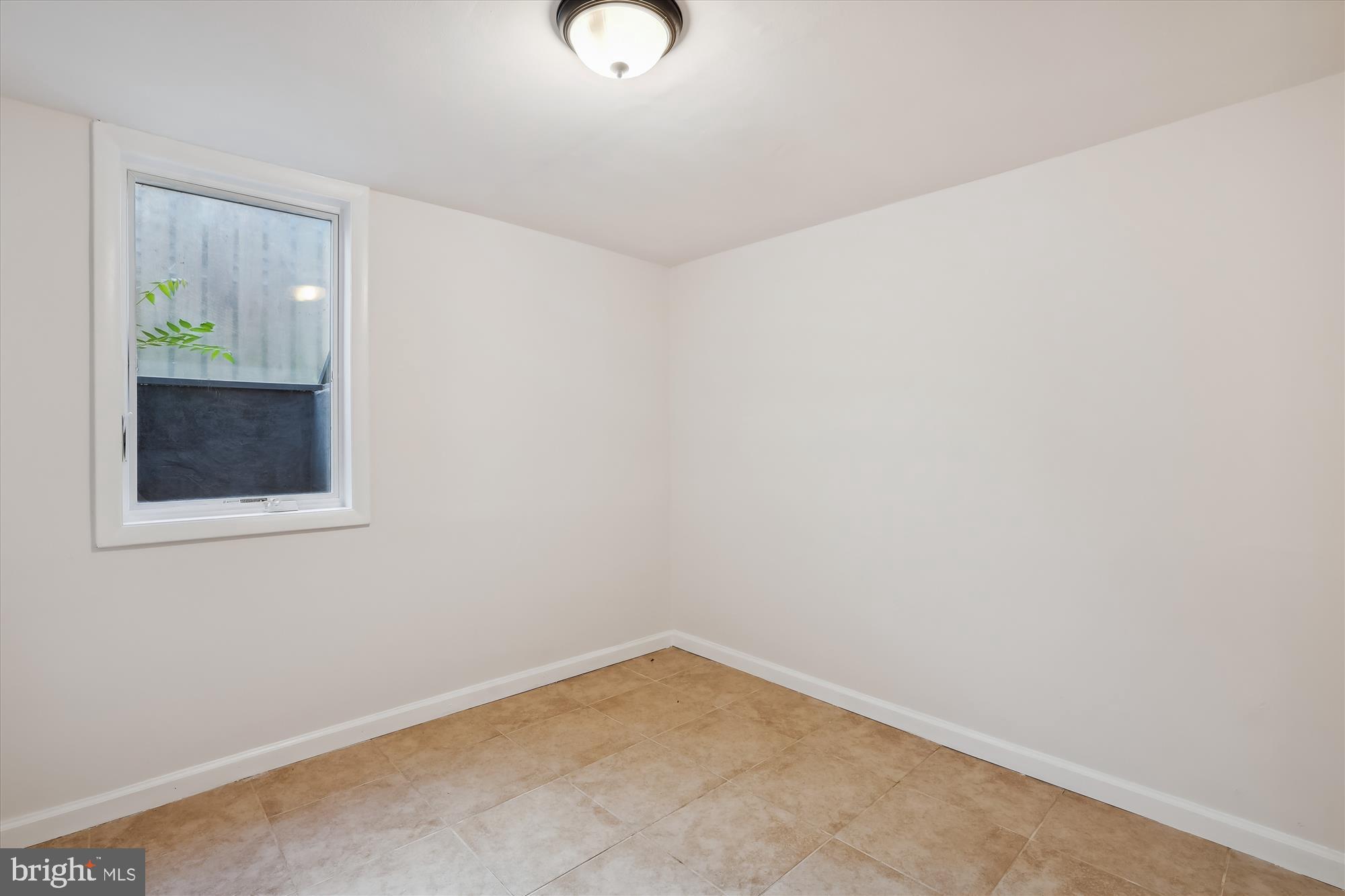 BRENTWOOD - Residential