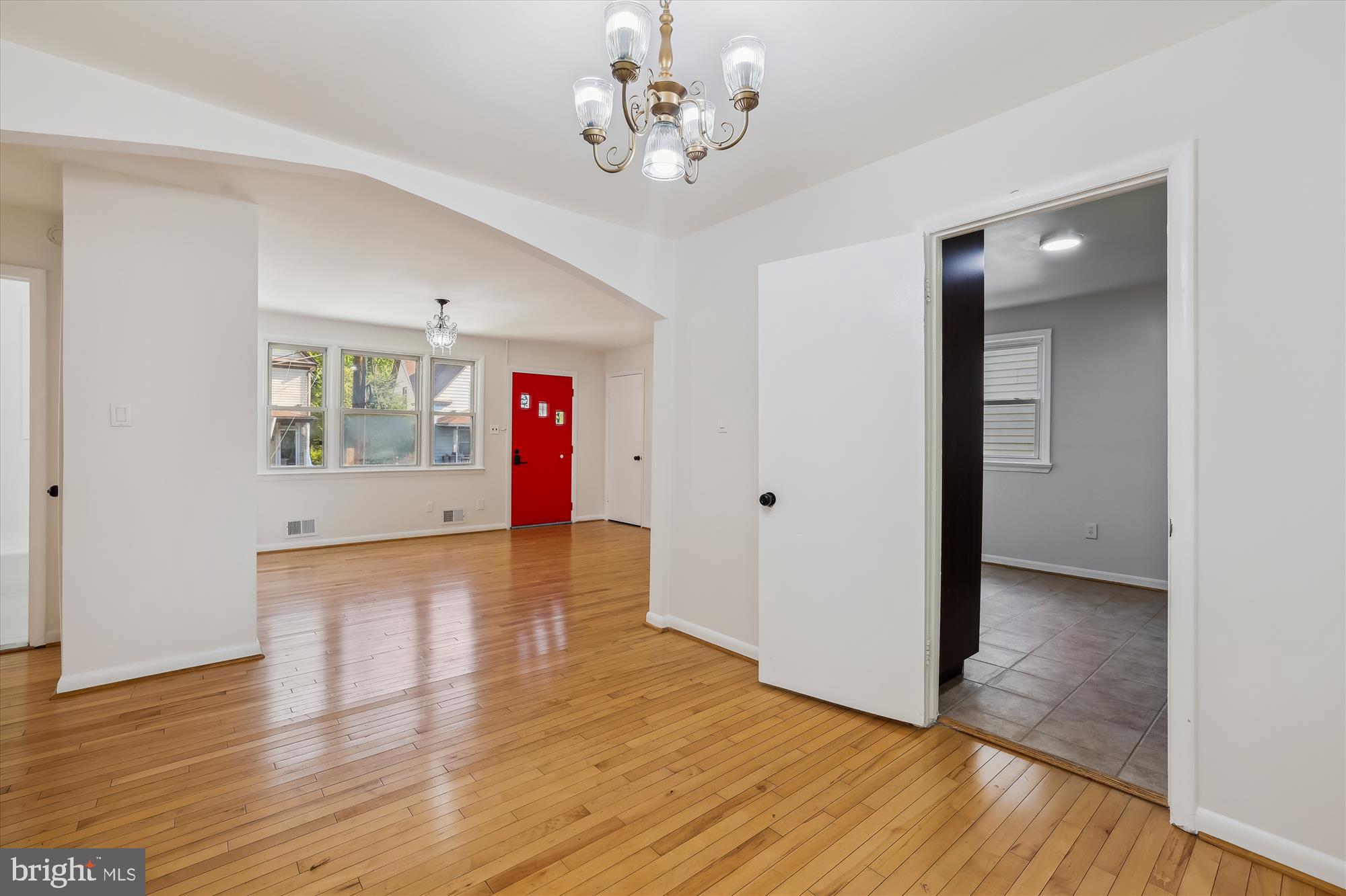 BRENTWOOD - Residential