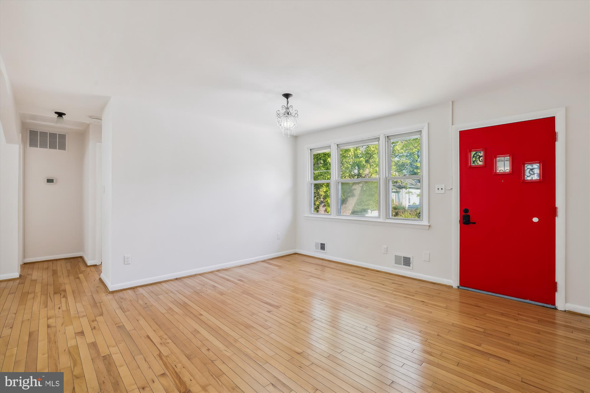 BRENTWOOD - Residential