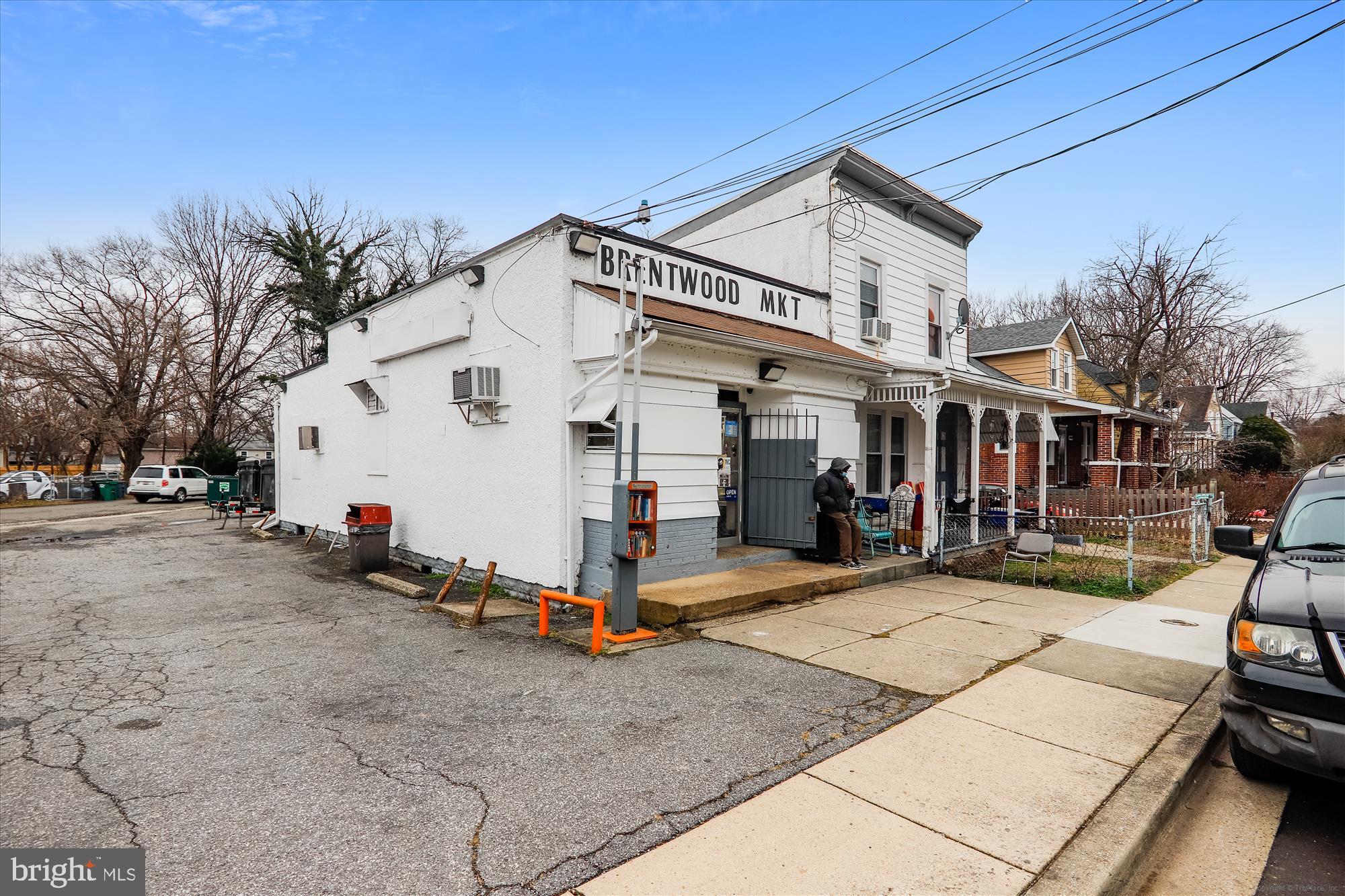 BRENTWOOD - Residential