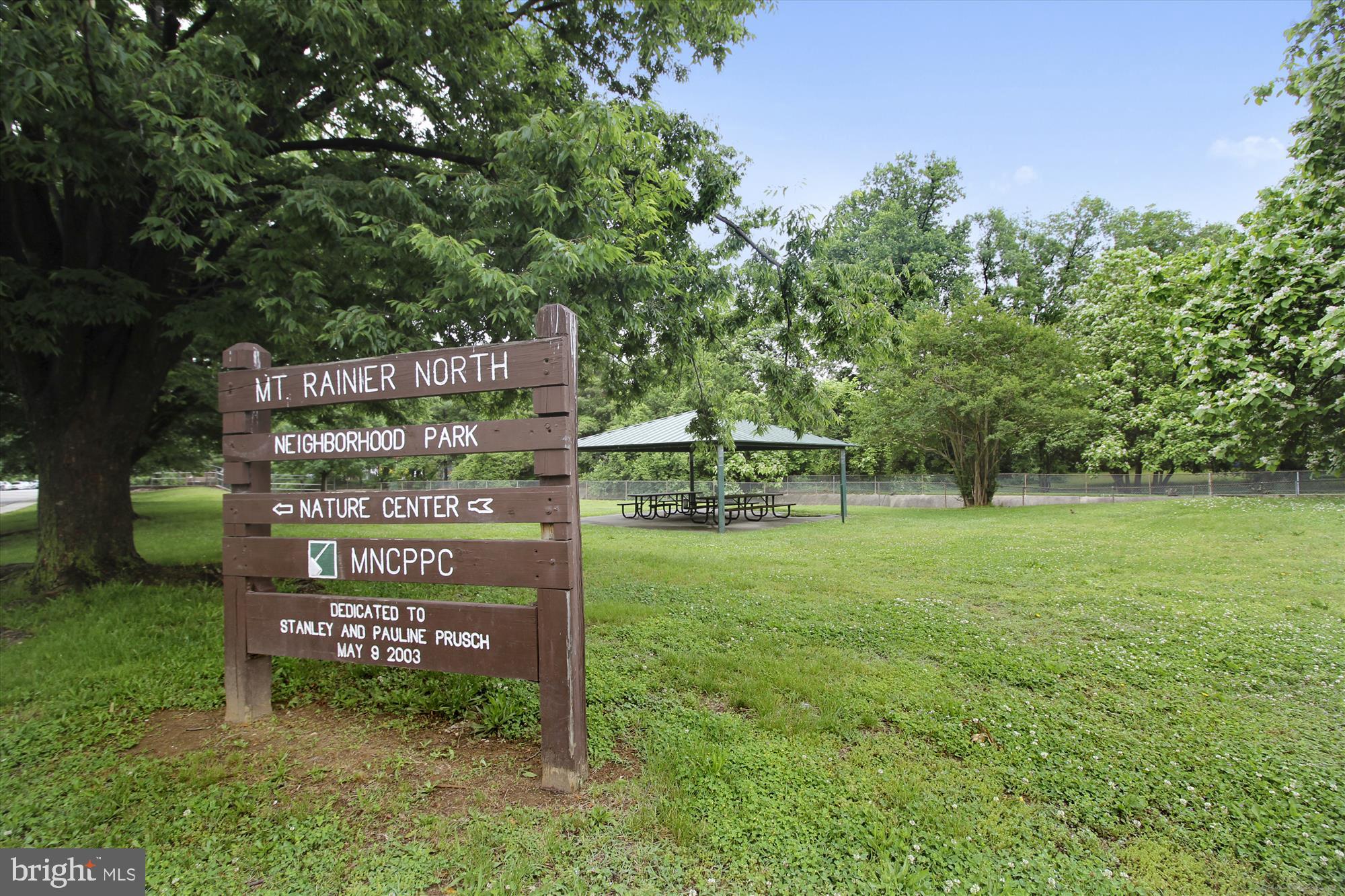 BRENTWOOD - Residential