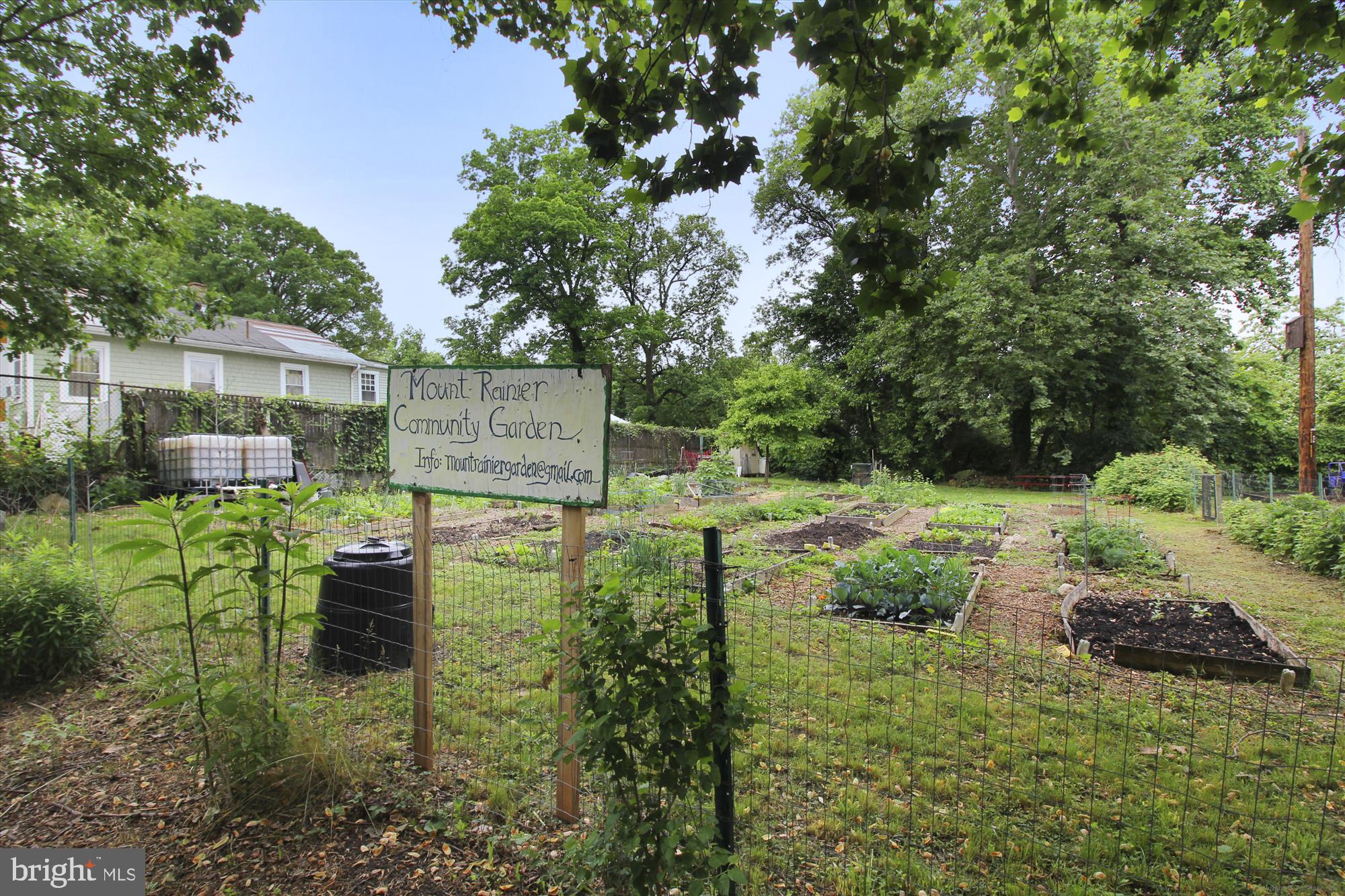 BRENTWOOD - Residential