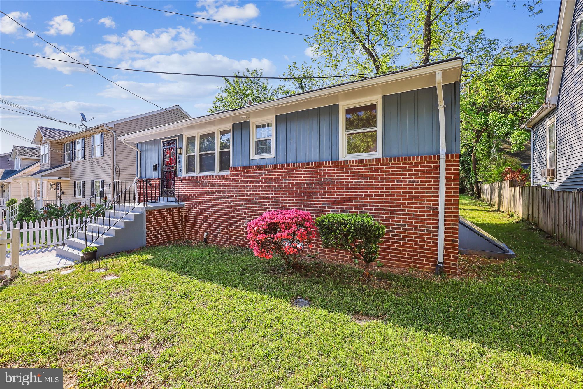 BRENTWOOD - Residential