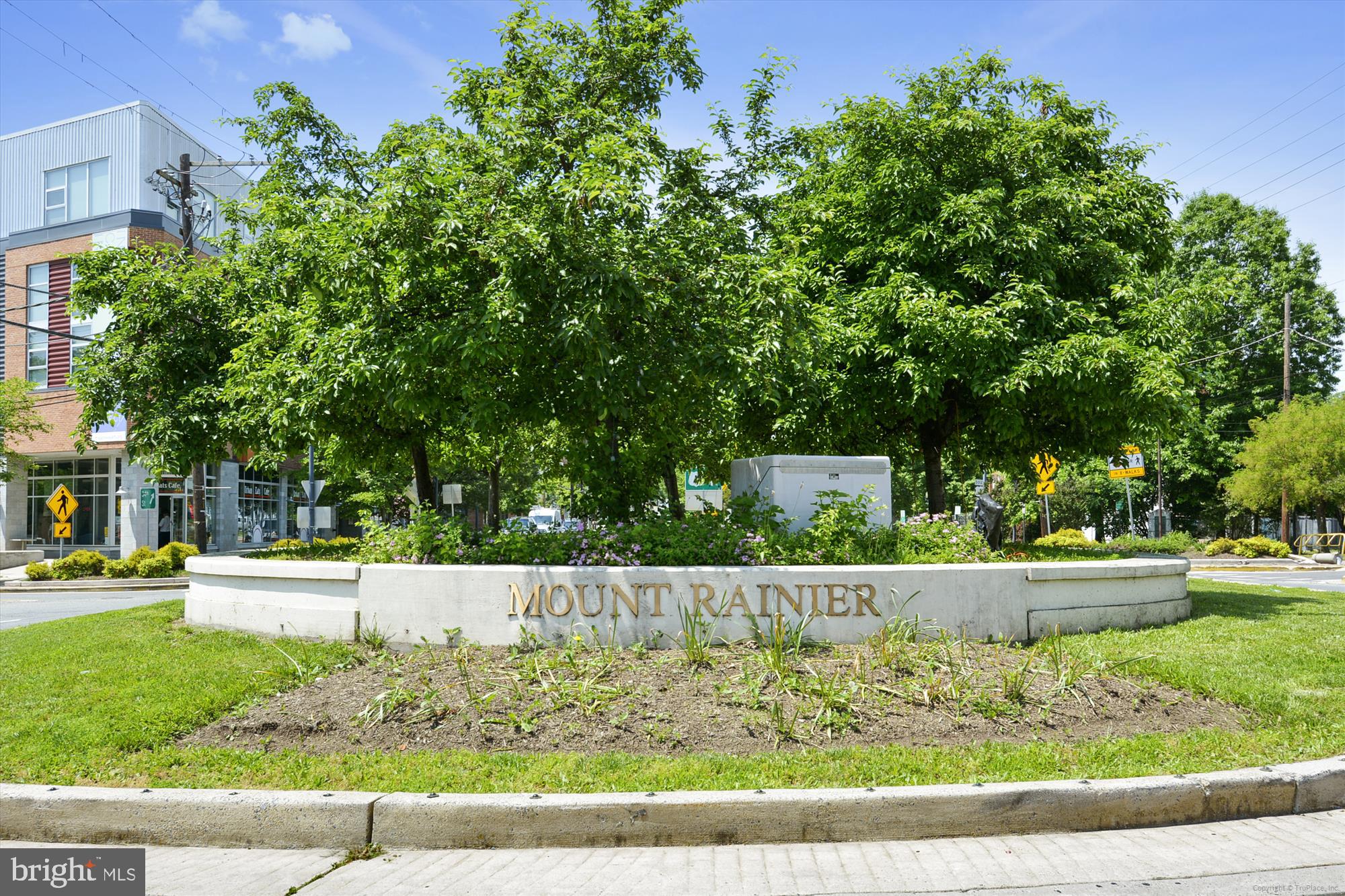 BRENTWOOD - Residential