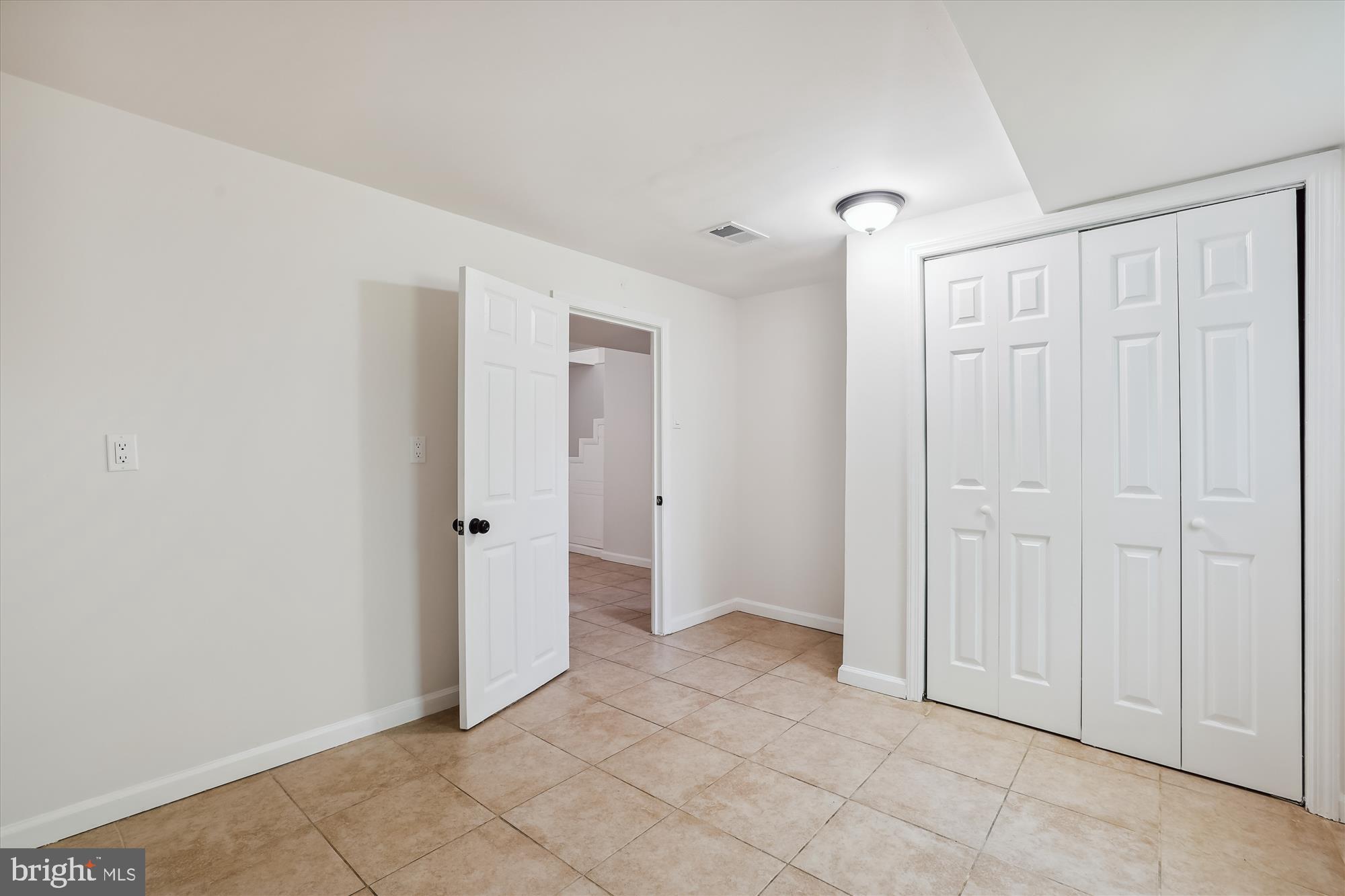 BRENTWOOD - Residential