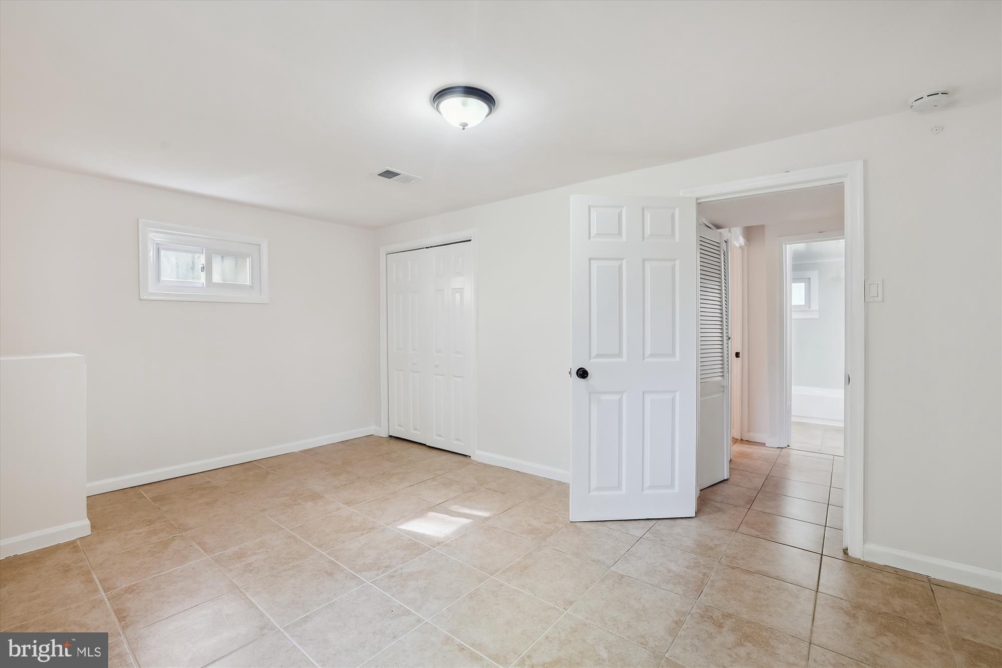 BRENTWOOD - Residential