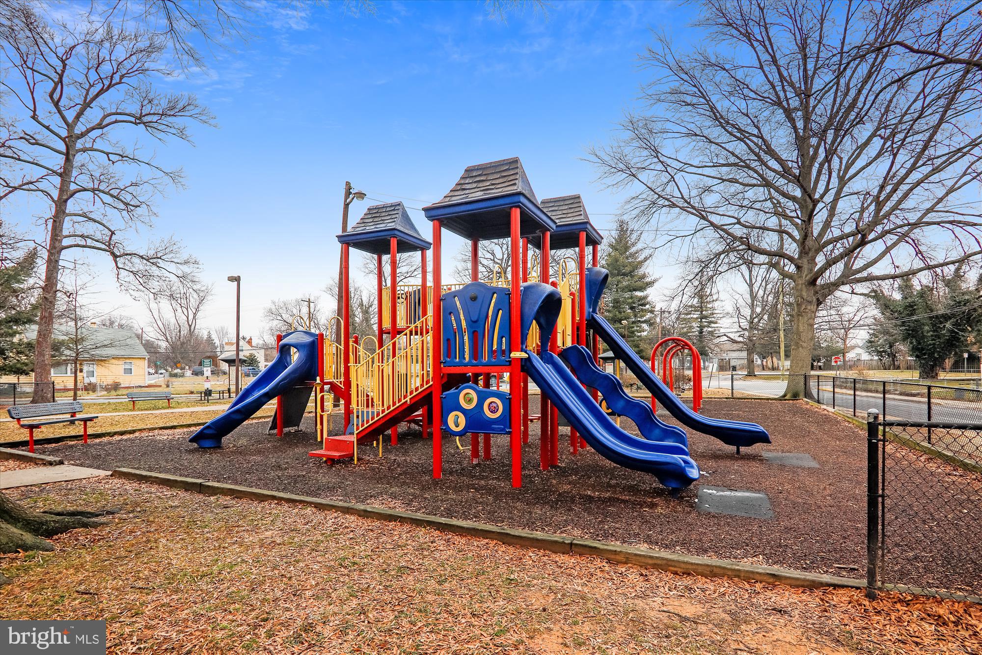 BRENTWOOD - Residential