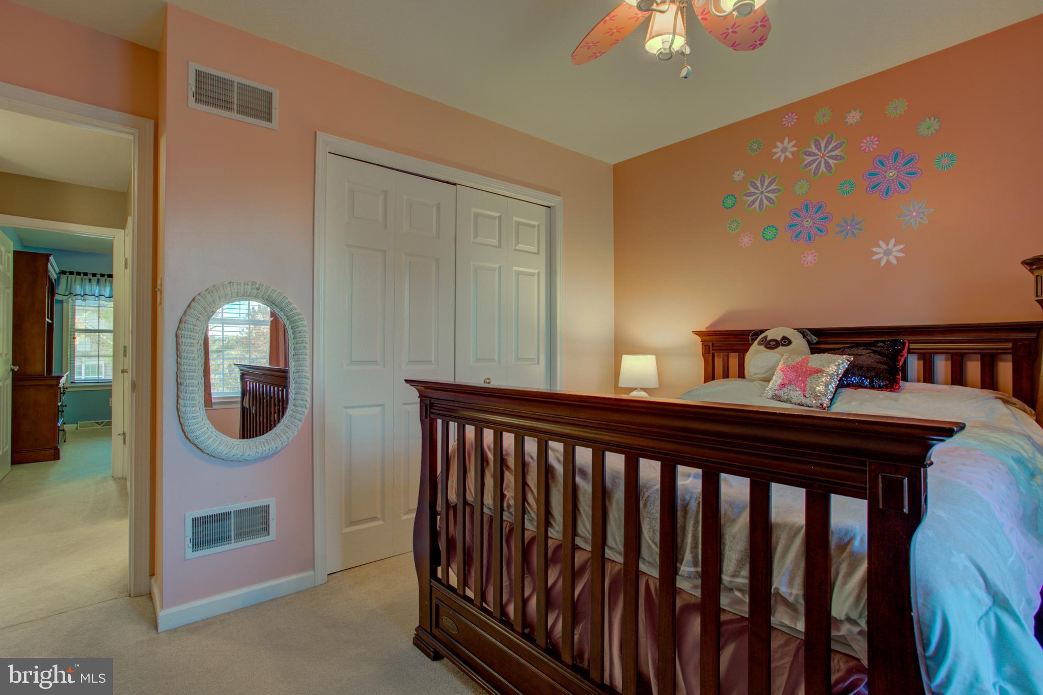 CEDAR CHASE - Residential