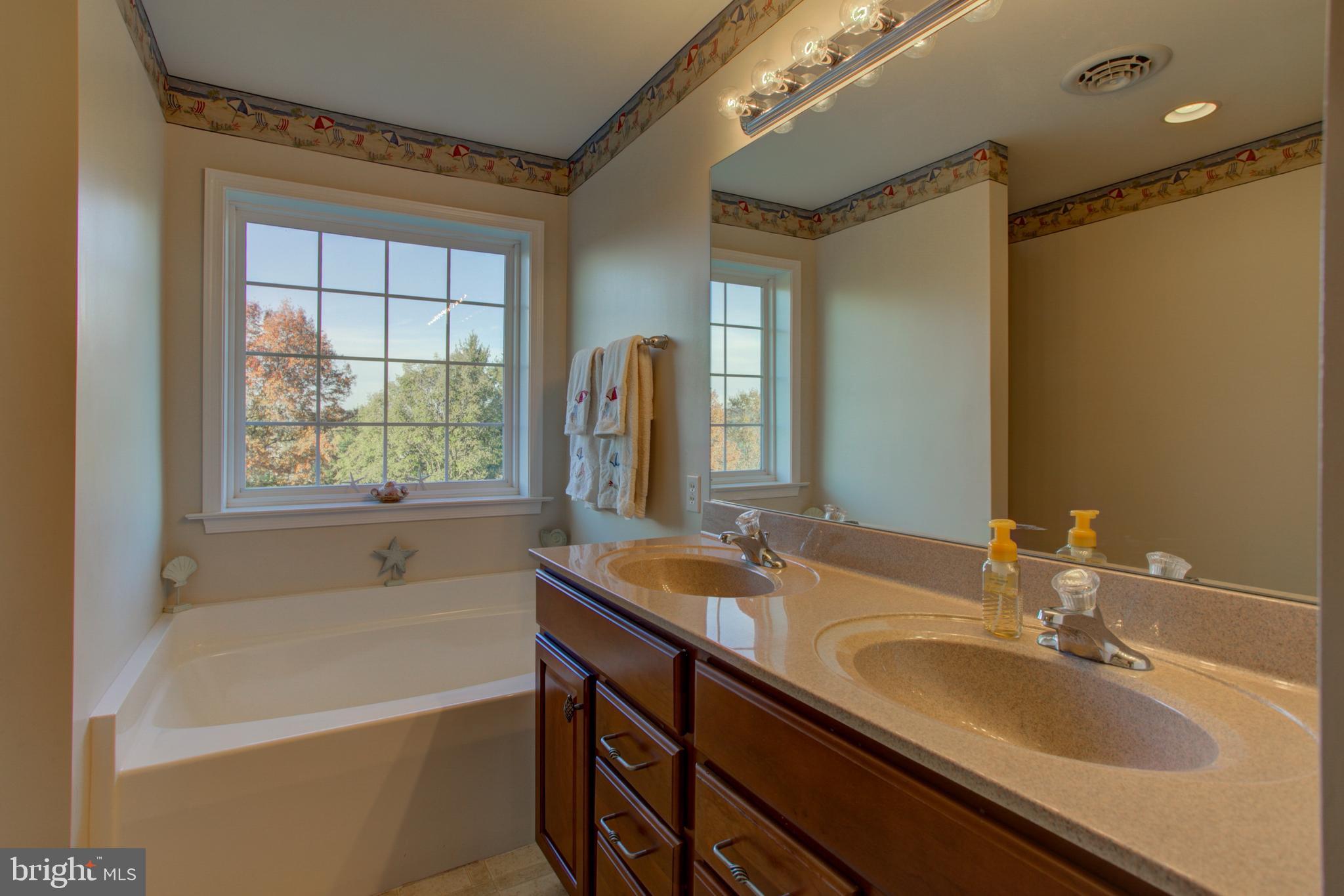 CEDAR CHASE - Residential