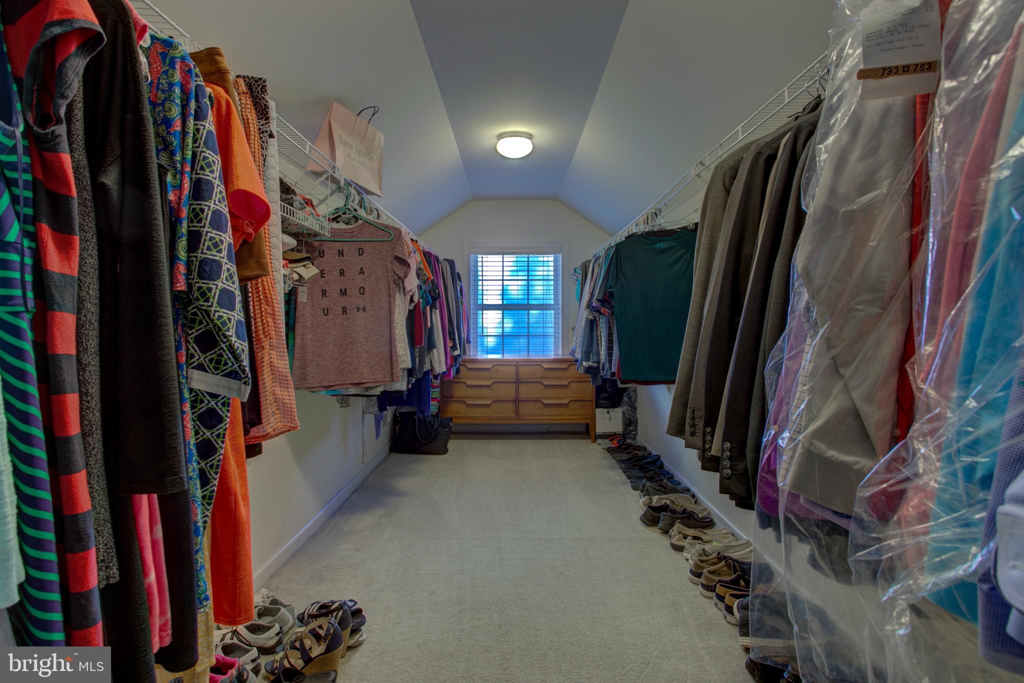 CEDAR CHASE - Residential