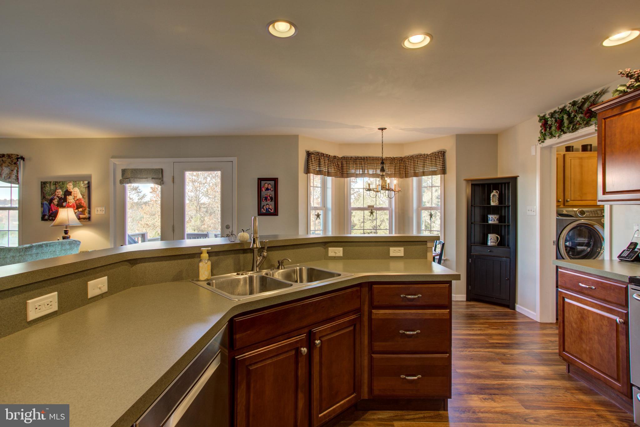 CEDAR CHASE - Residential