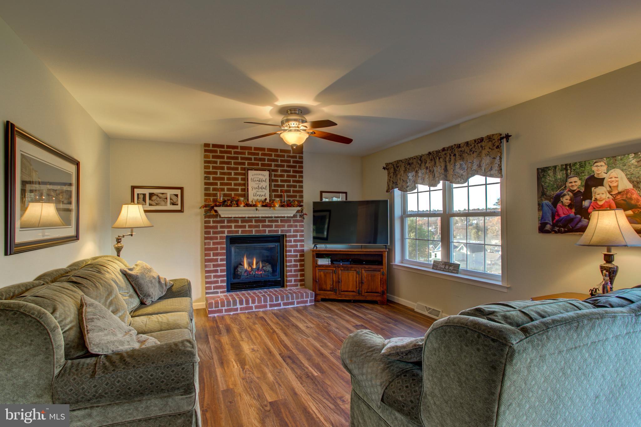 CEDAR CHASE - Residential