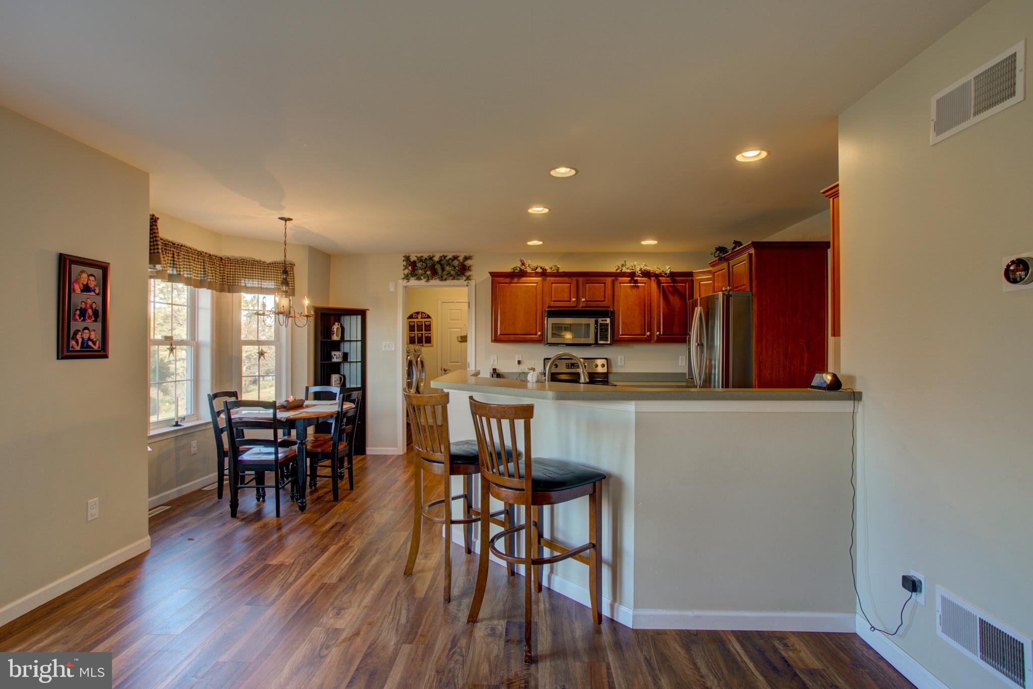 CEDAR CHASE - Residential