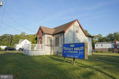 Photo of 101 S White Horse Pike S, LINDENWOLD, NJ 08021 (MLS # NJCD2127494)