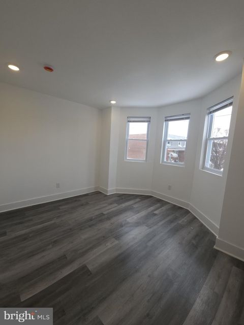 Tiny photo for 427 W Shunk Street, PHILADELPHIA, PA 19148 (MLS # PAPH2587442)