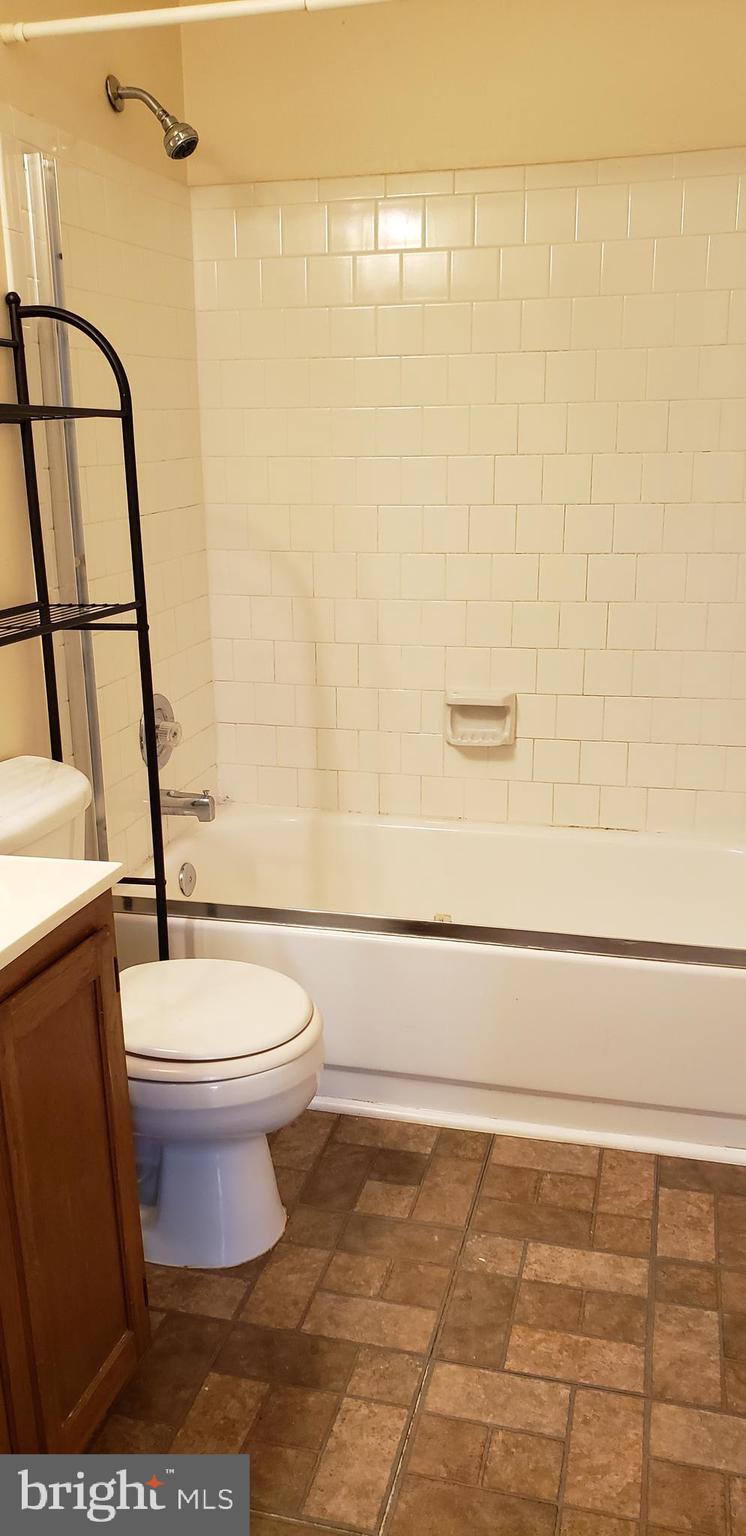 HEATHER GLEN - Residential Lease