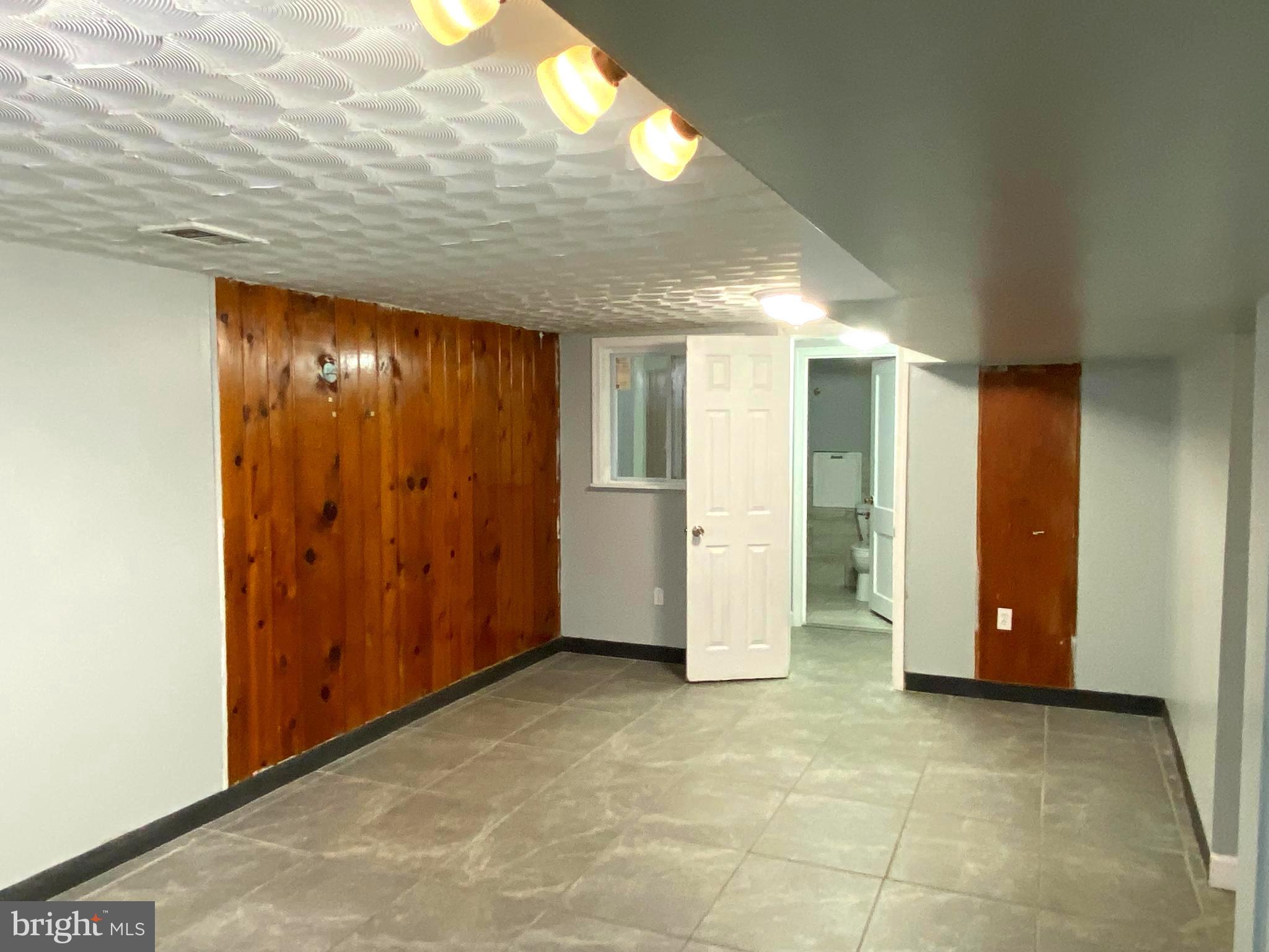 OAKDALE TERRACE - Residential