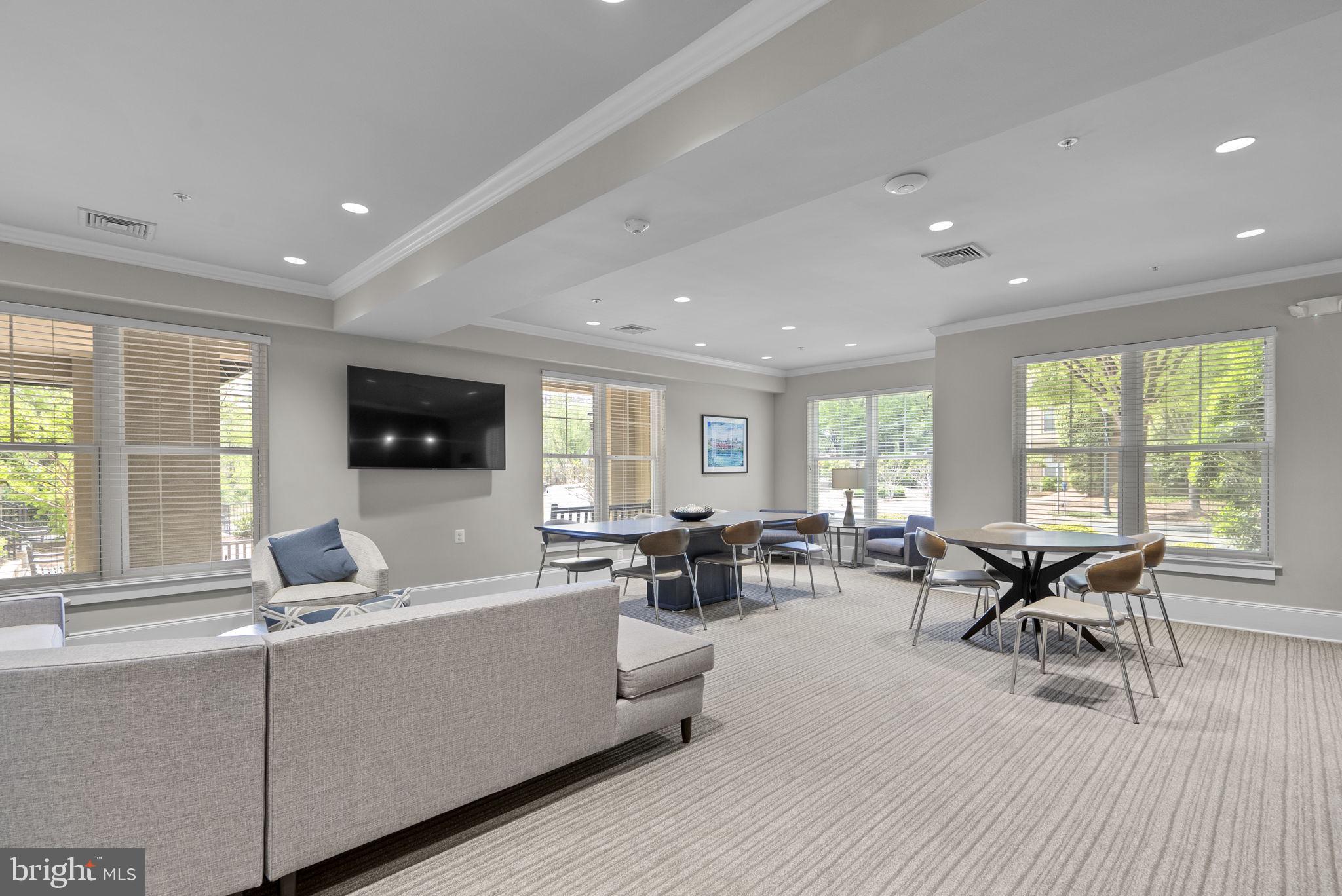 WHITE FLINT STATION - Residential