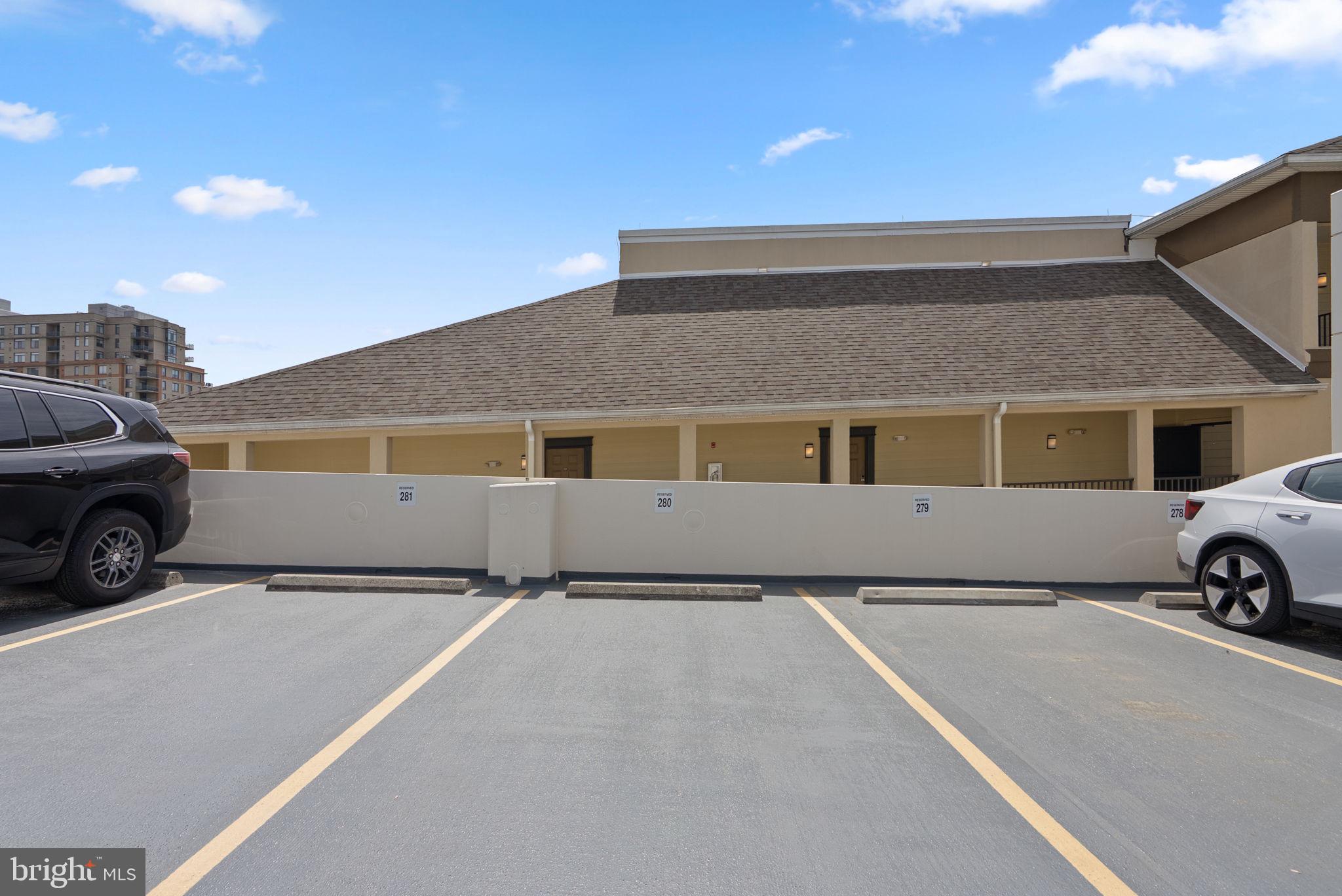 WHITE FLINT STATION - Residential