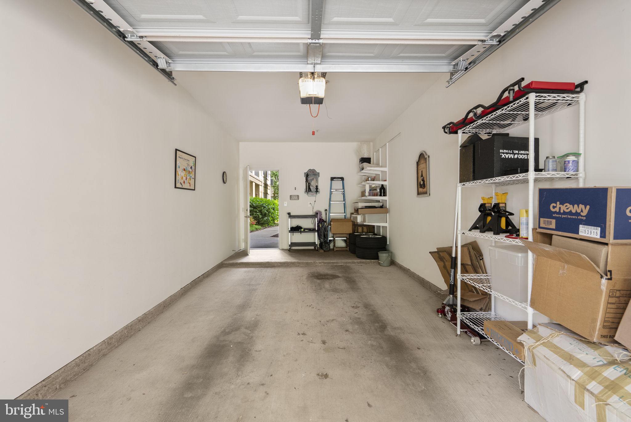 WHITE FLINT STATION - Residential