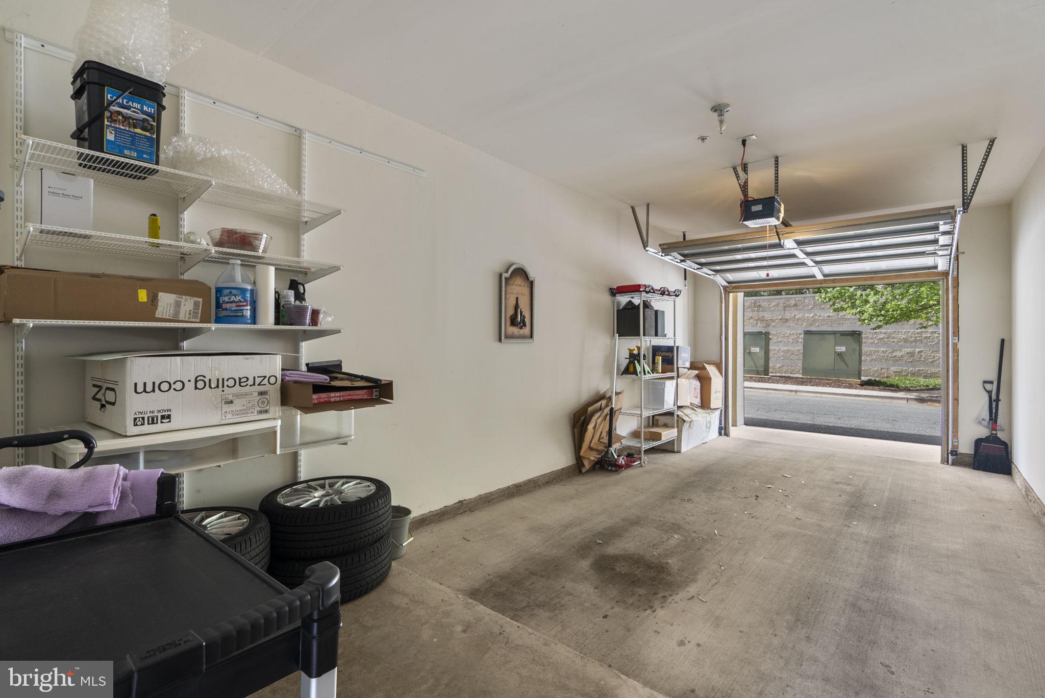 WHITE FLINT STATION - Residential