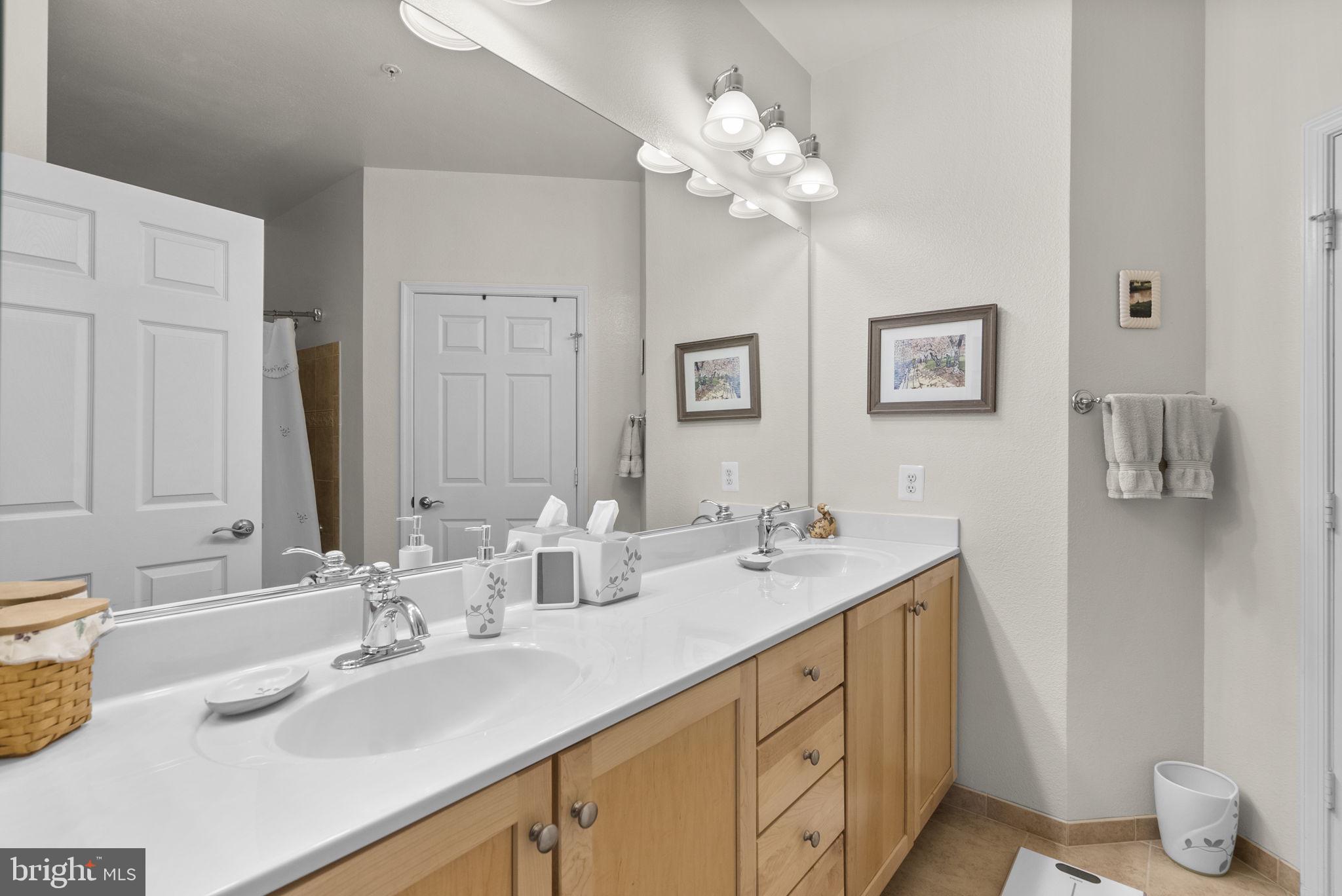 WHITE FLINT STATION - Residential