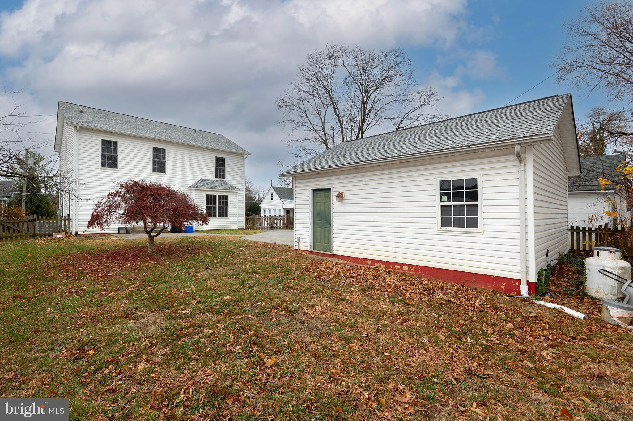 WEST WHITLOCK AVENUE - Residential